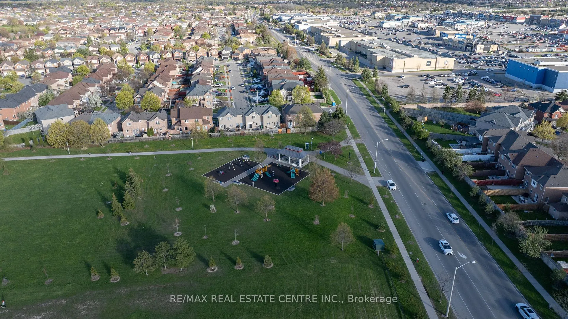 Photo 39 of 10 Jenna Court, Brampton, Sandringham-Wellington — HOMEH