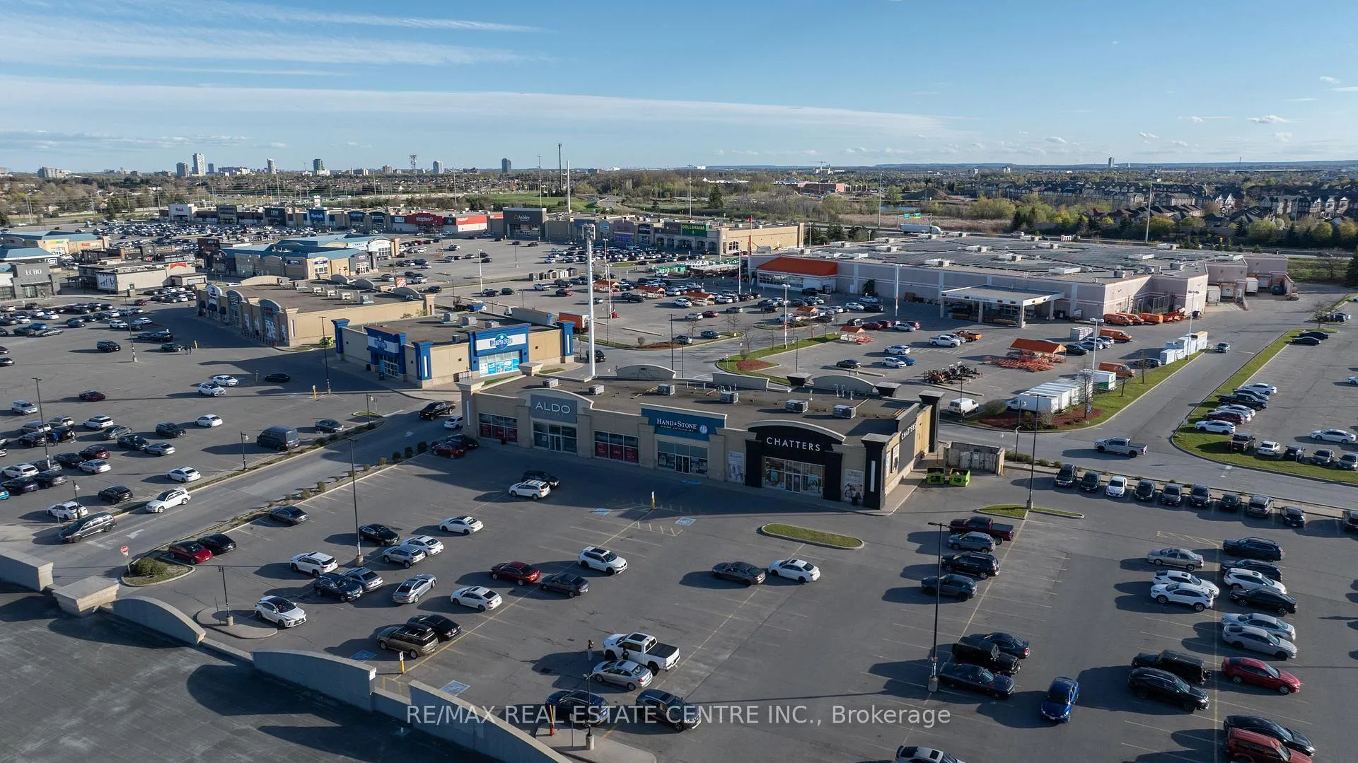 Photo 40 of 10 Jenna Court, Brampton, Sandringham-Wellington — HOMEH