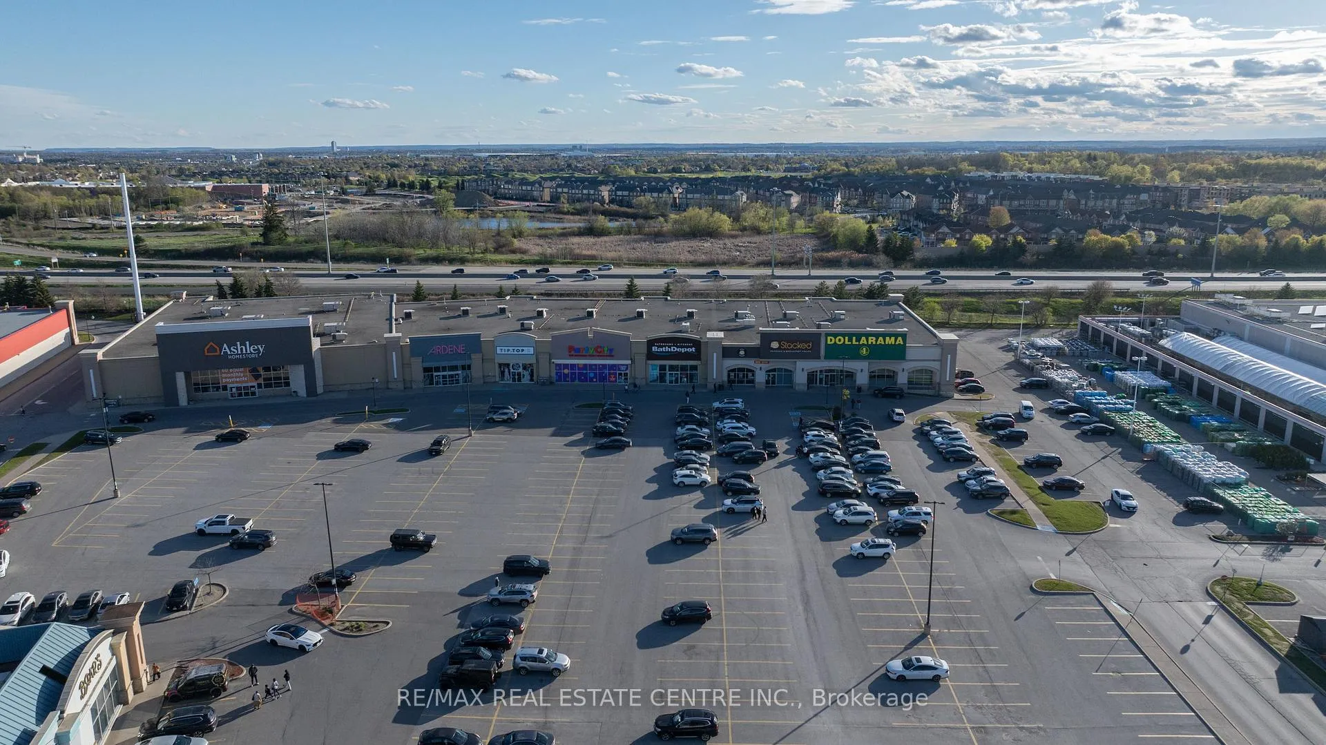 Photo 42 of 10 Jenna Court, Brampton, Sandringham-Wellington — HOMEH