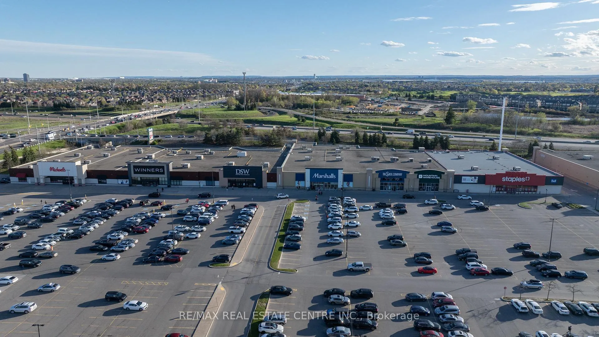 Photo 43 of 10 Jenna Court, Brampton, Sandringham-Wellington — HOMEH