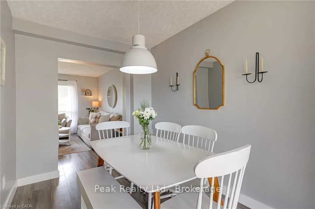 Photo 16 of 105 Maple Avenue, Stratford — HOMEH