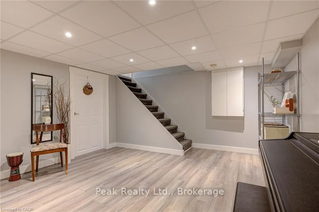 Photo 38 of 105 Maple Avenue, Stratford — HOMEH