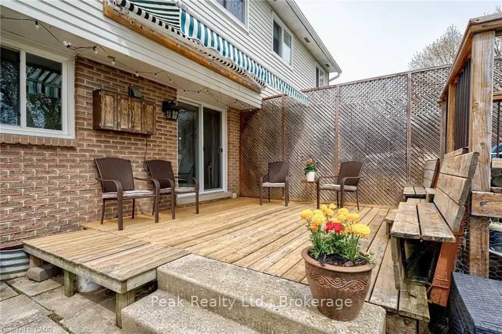 Photo 44 of 105 Maple Avenue, Stratford — HOMEH