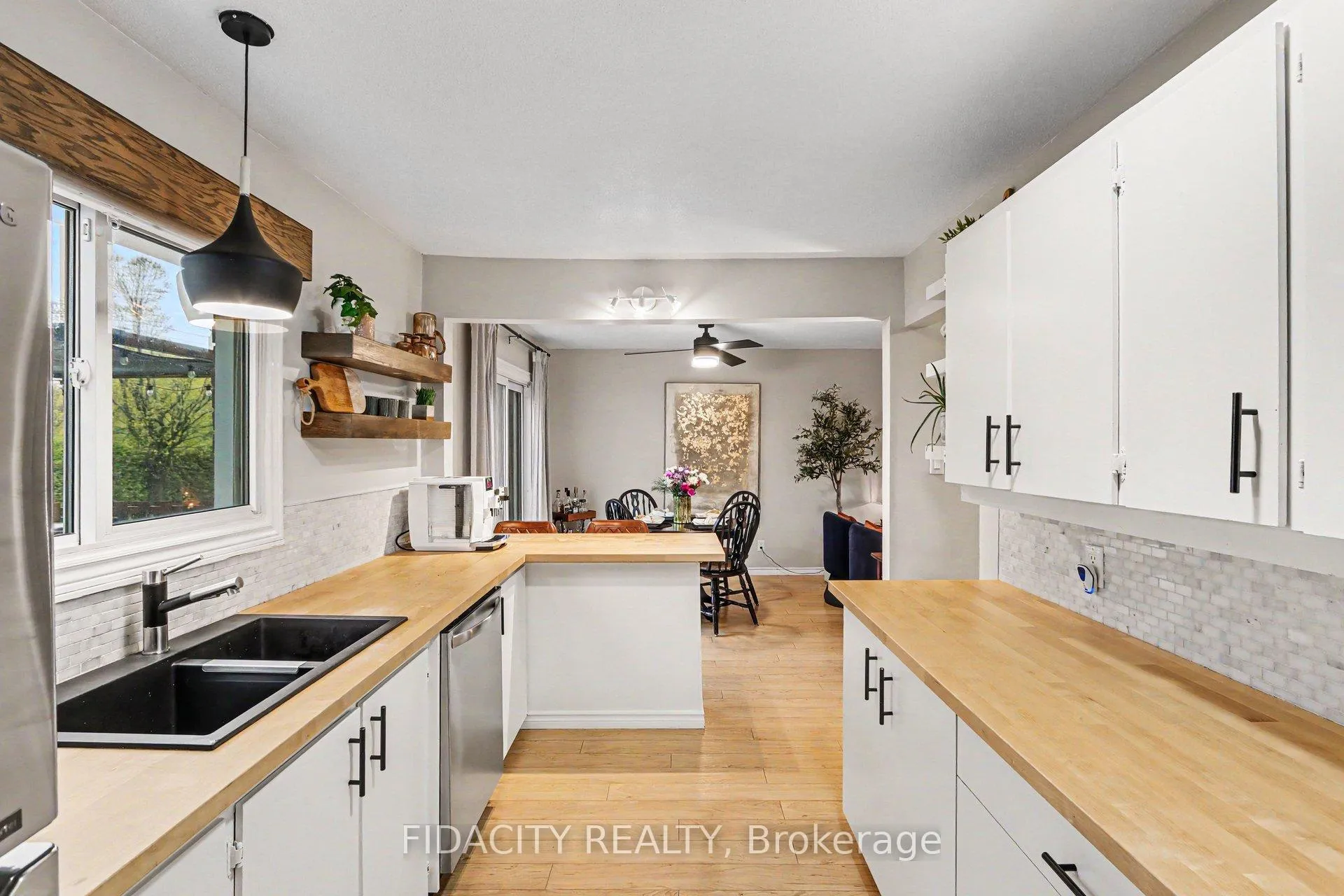 Photo 12 of Unit 18, 68 King Street, Ottawa, Richmond — HOMEH