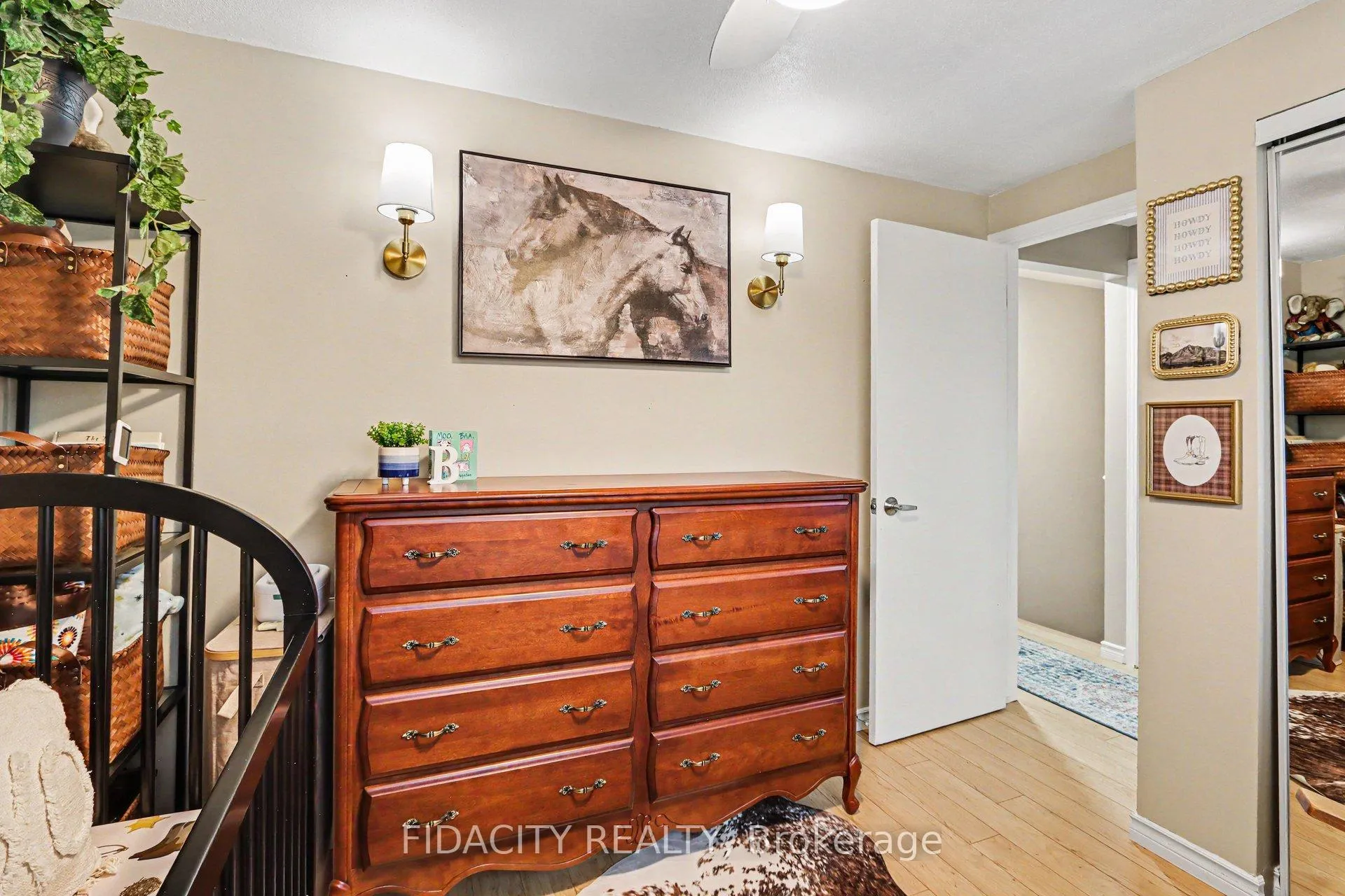 Photo 17 of Unit 18, 68 King Street, Ottawa, Richmond — HOMEH