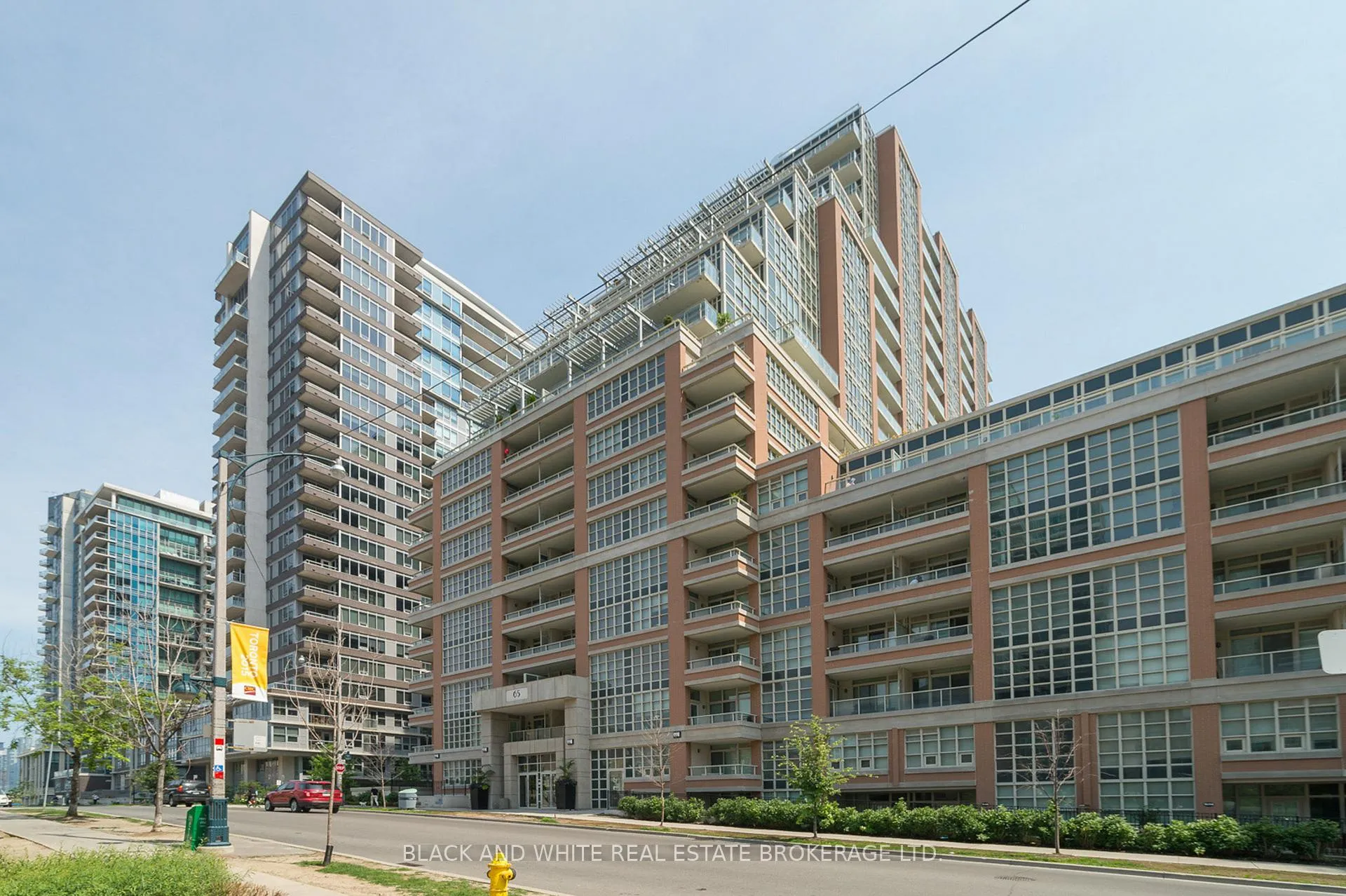 Front of Unit 401, 65 East Liberty Street