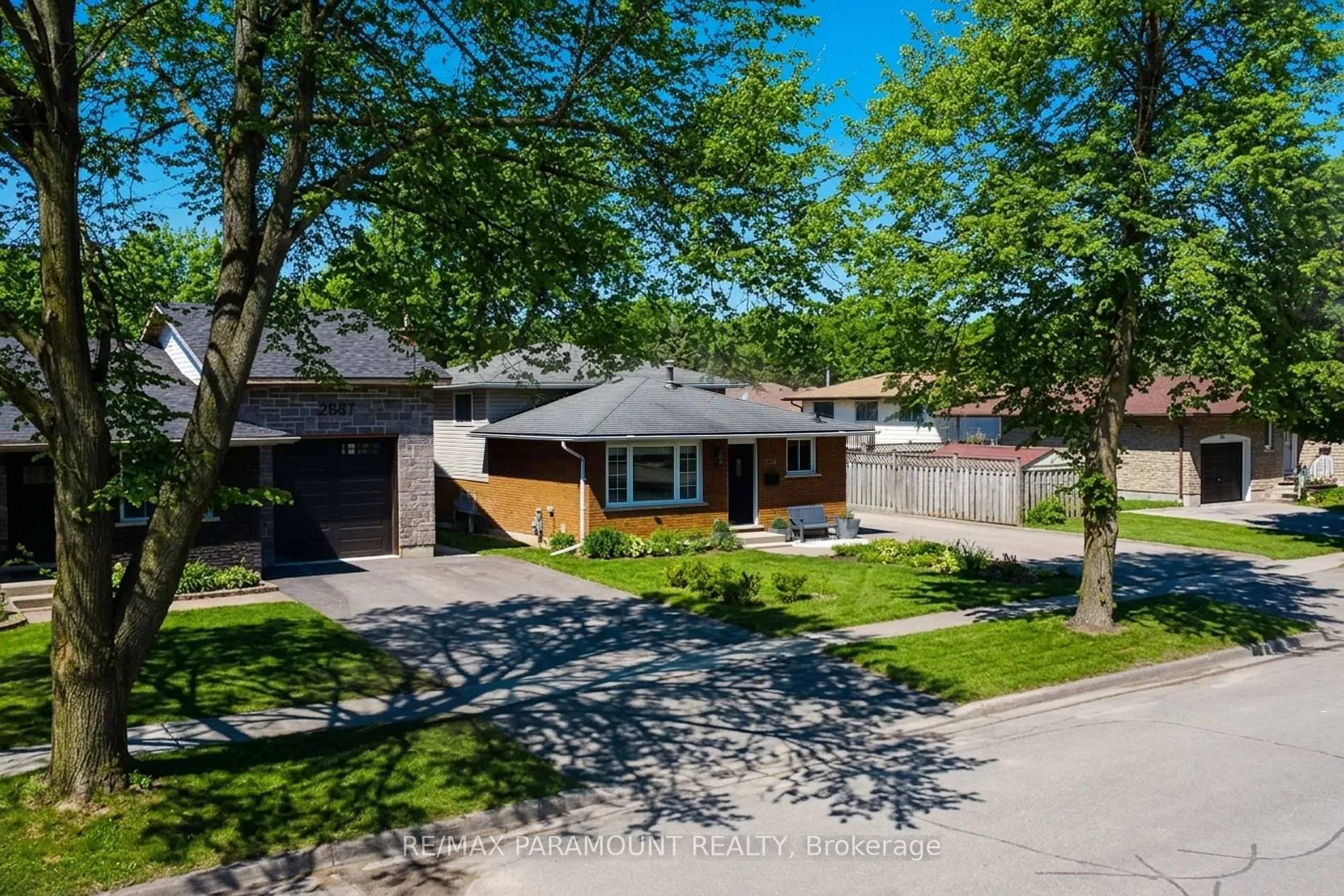 Photo 2 of 2827 Fredonia Drive, Niagara Falls, Church's Lane — HOMEH