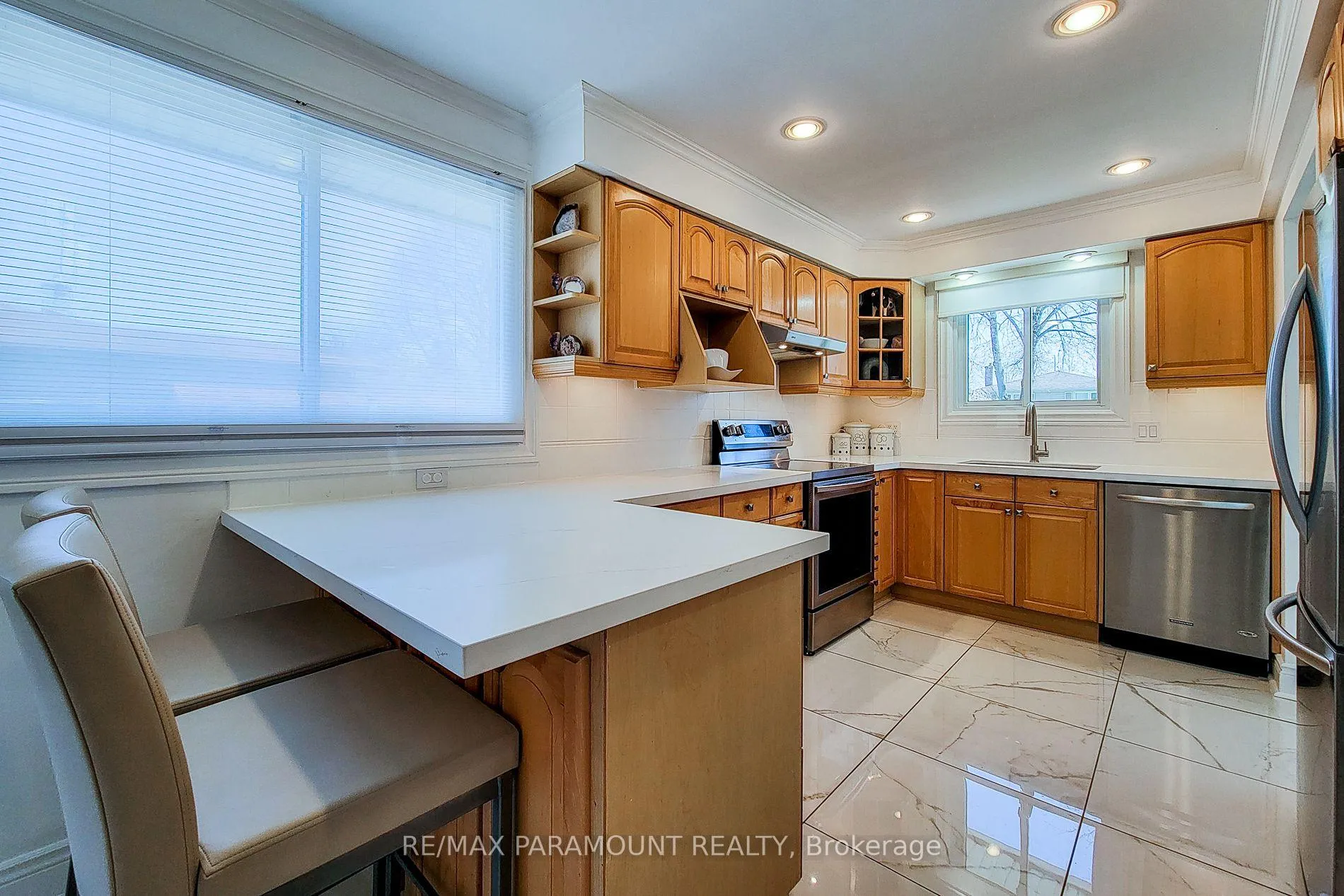 Photo 7 of 2827 Fredonia Drive, Niagara Falls, Church's Lane — HOMEH