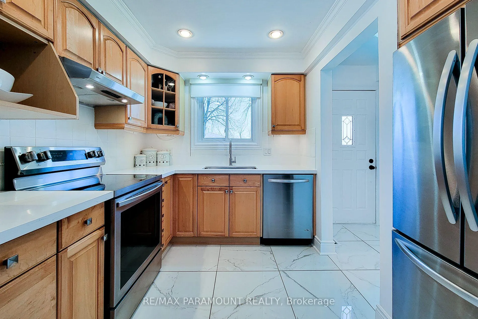 Photo 9 of 2827 Fredonia Drive, Niagara Falls, Church's Lane — HOMEH