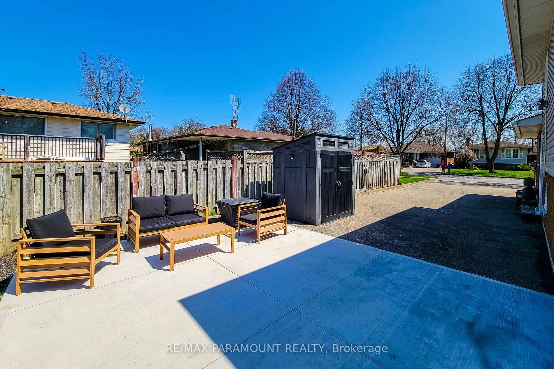 Photo 23 of 2827 Fredonia Drive, Niagara Falls, Church's Lane — HOMEH