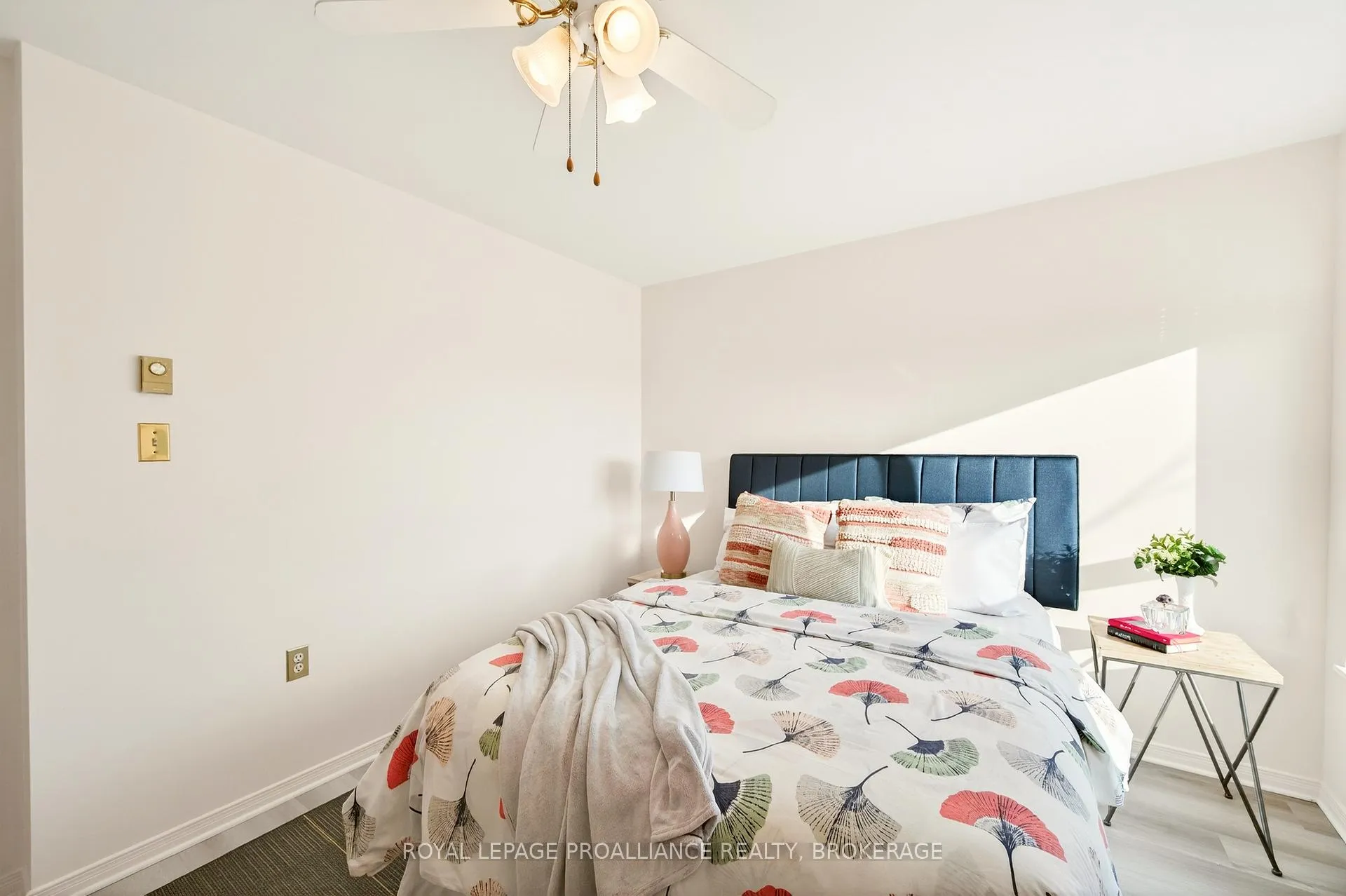 Photo 19 of Unit 503, 115 Barrett Court, Kingston, Kingston East (Incl Barret Crt) — HOMEH