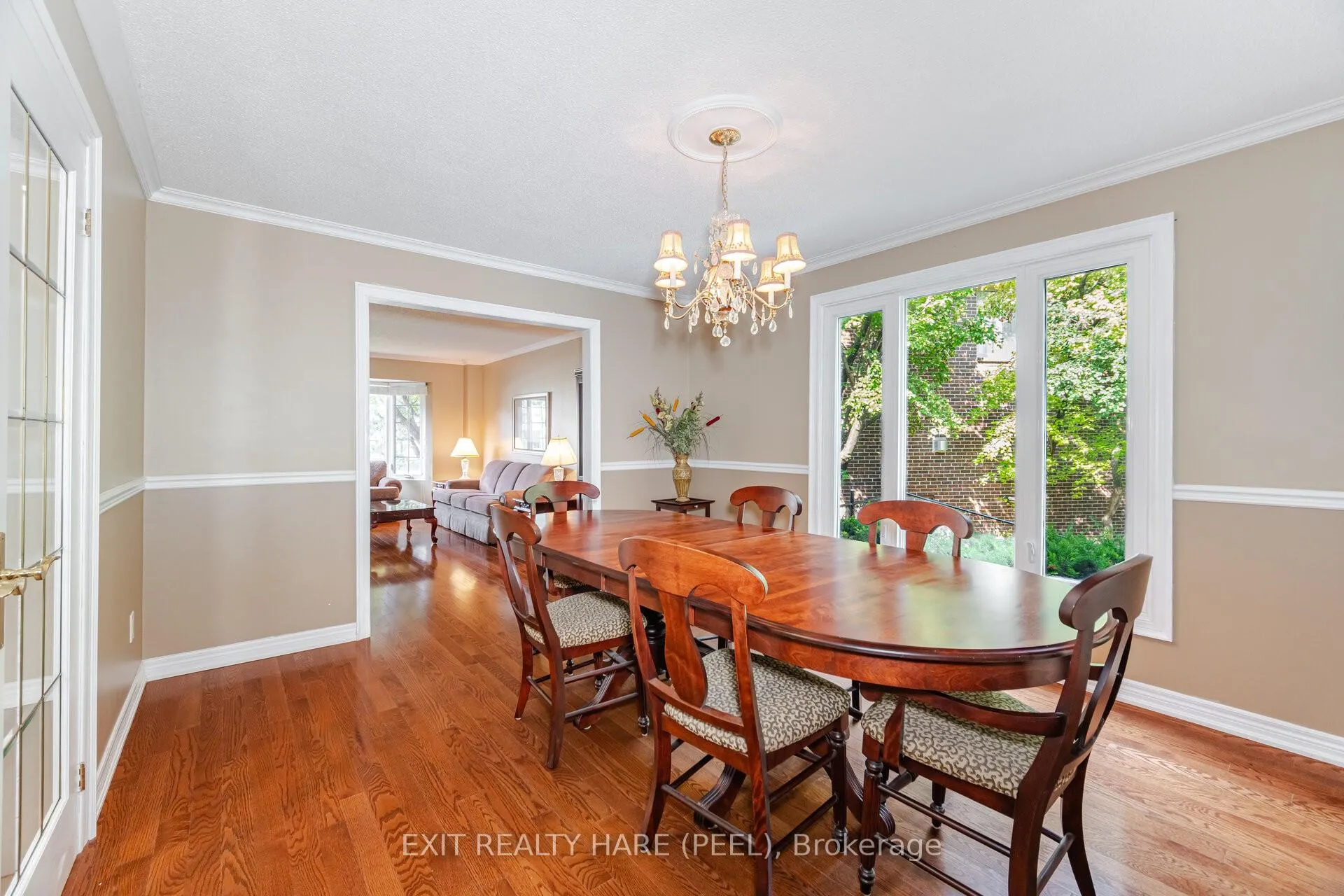 Photo 9 of 60 Esker Drive, Brampton, Heart Lake East — HOMEH