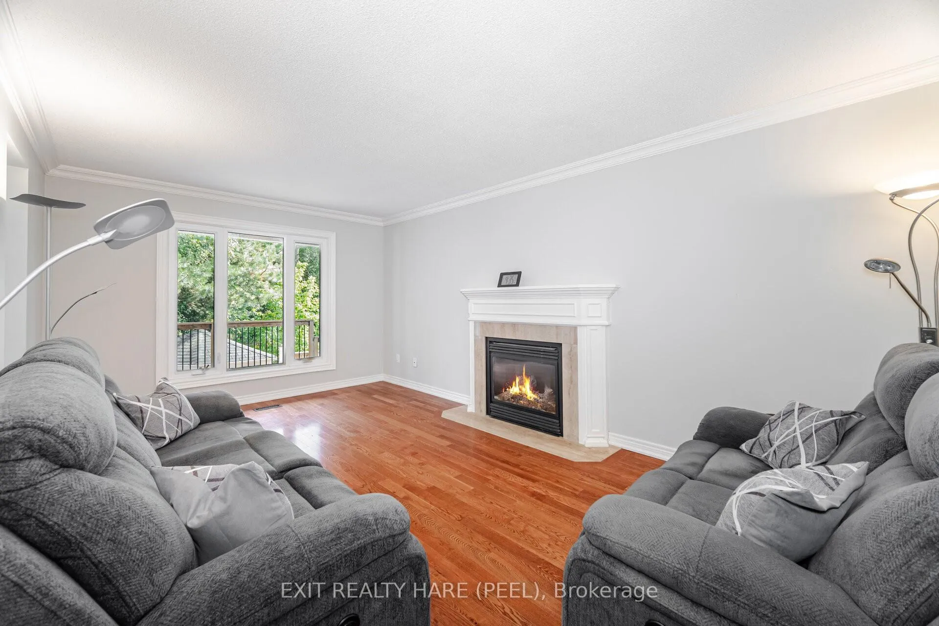 Photo 14 of 60 Esker Drive, Brampton, Heart Lake East — HOMEH