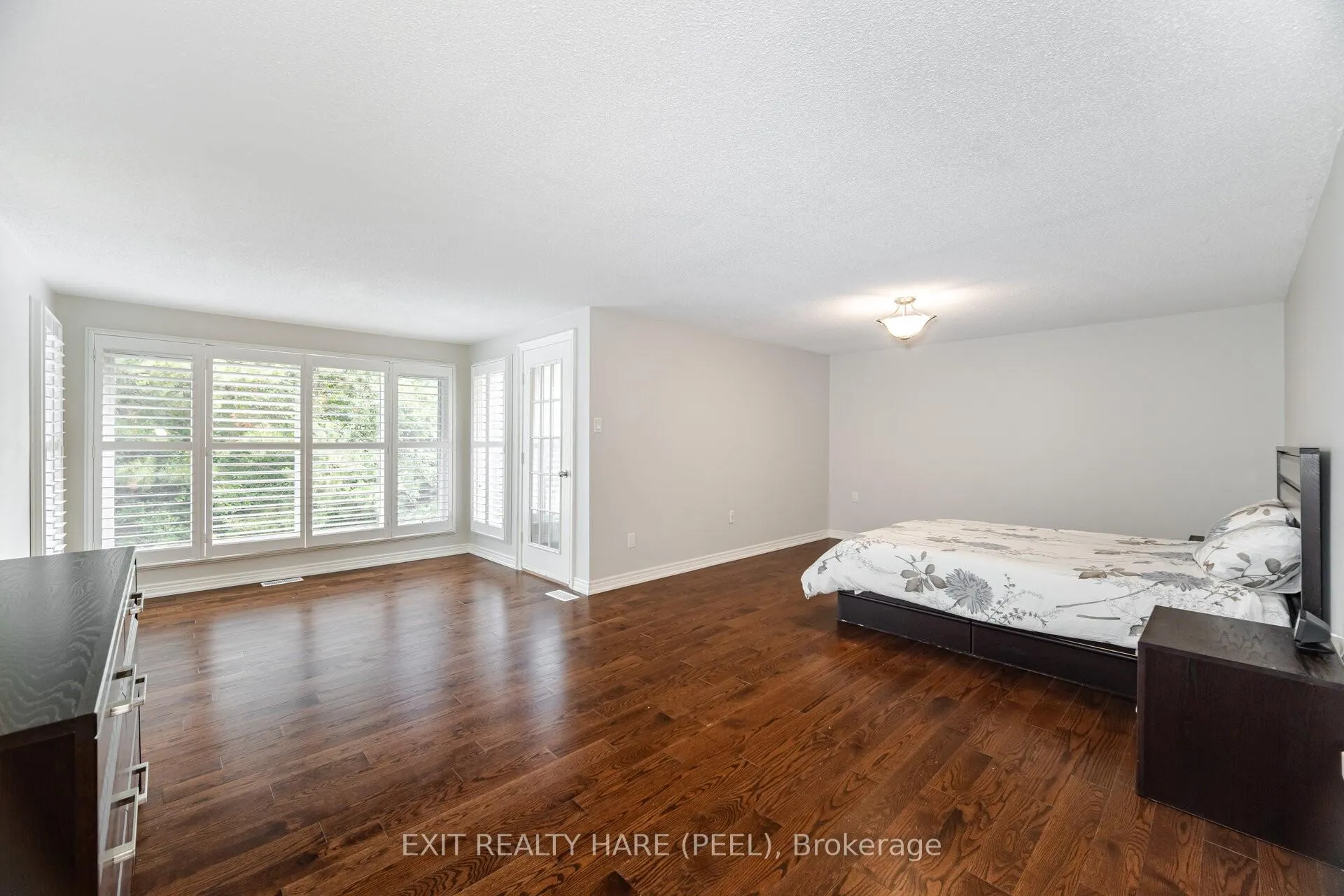 Photo 20 of 60 Esker Drive, Brampton, Heart Lake East — HOMEH