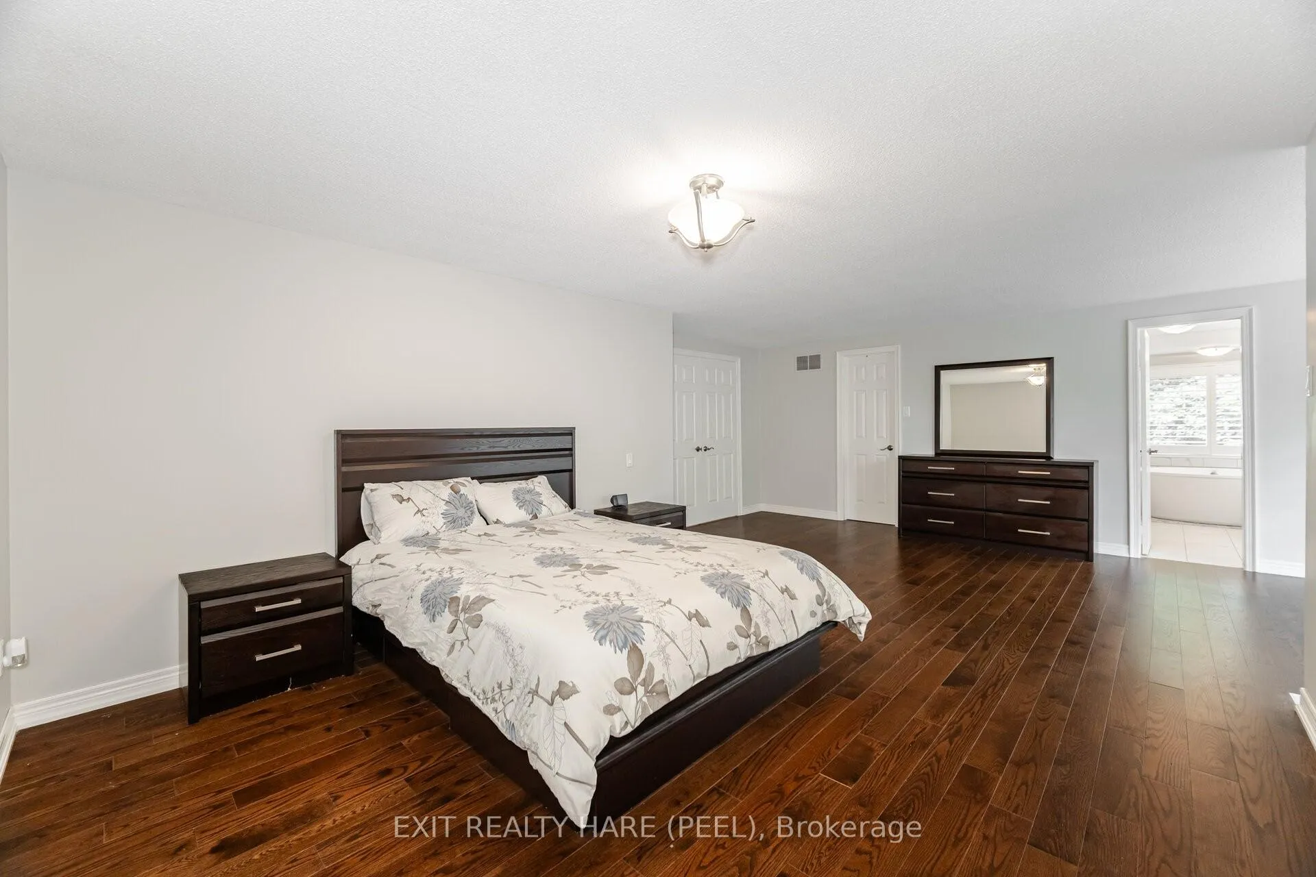 Photo 21 of 60 Esker Drive, Brampton, Heart Lake East — HOMEH