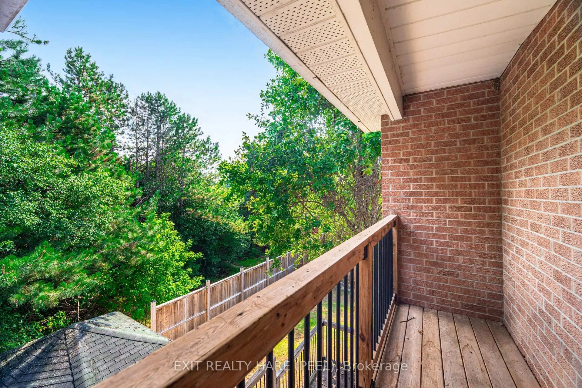 Photo 25 of 60 Esker Drive, Brampton, Heart Lake East — HOMEH