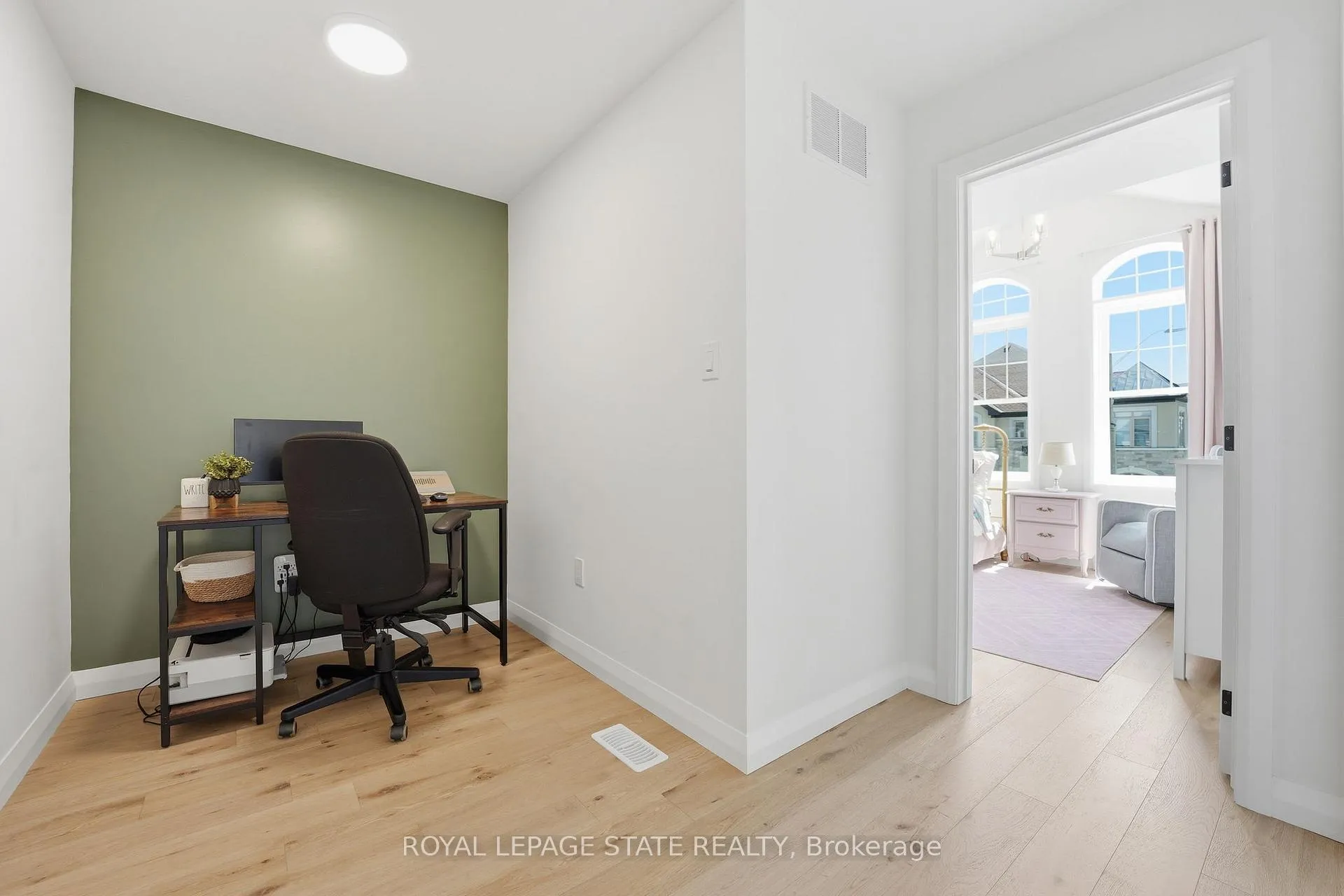 Photo 23 of 239 Alessio Drive, Hamilton, Sheldon — HOMEH
