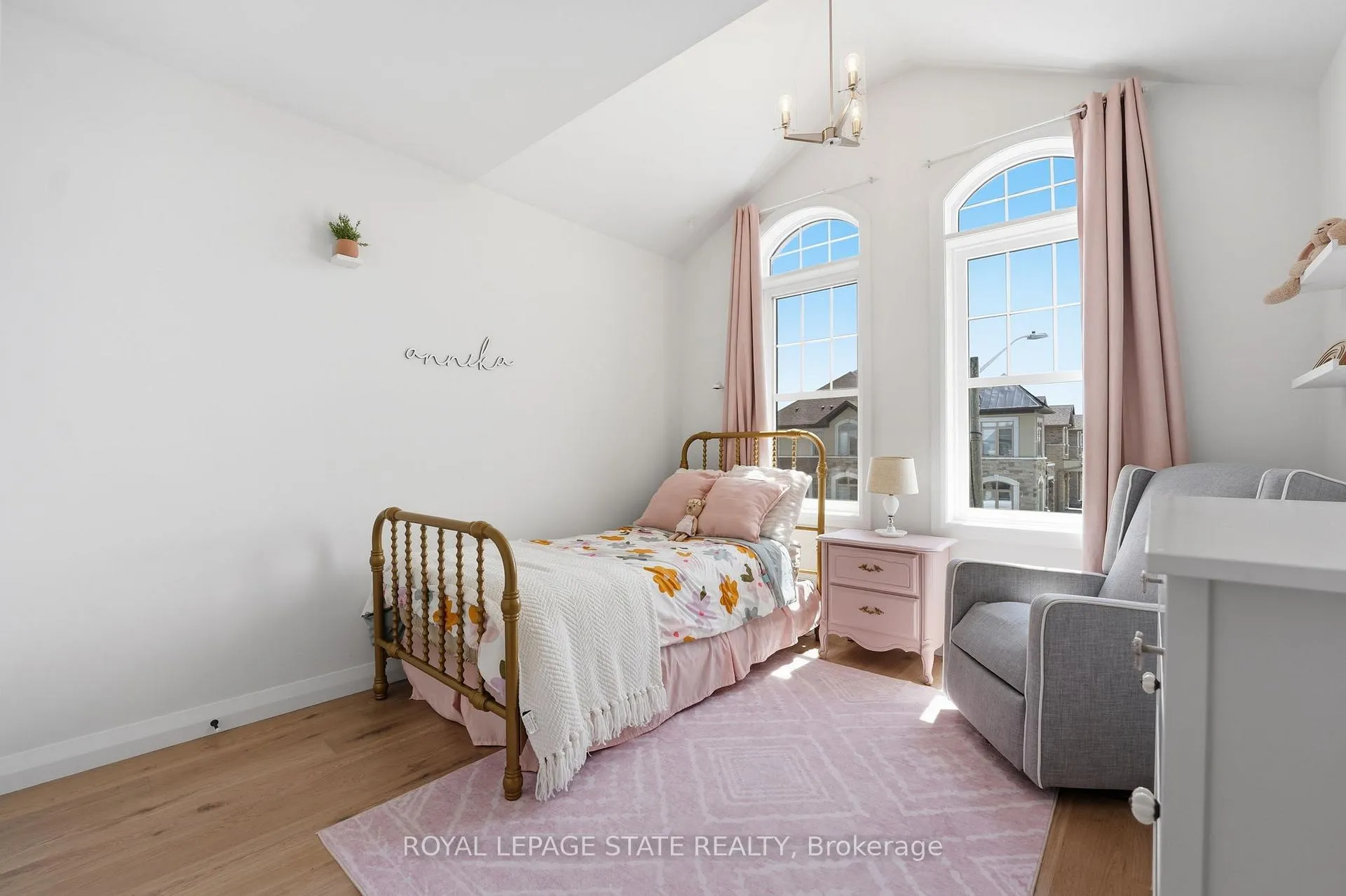 Photo 31 of 239 Alessio Drive, Hamilton, Sheldon — HOMEH