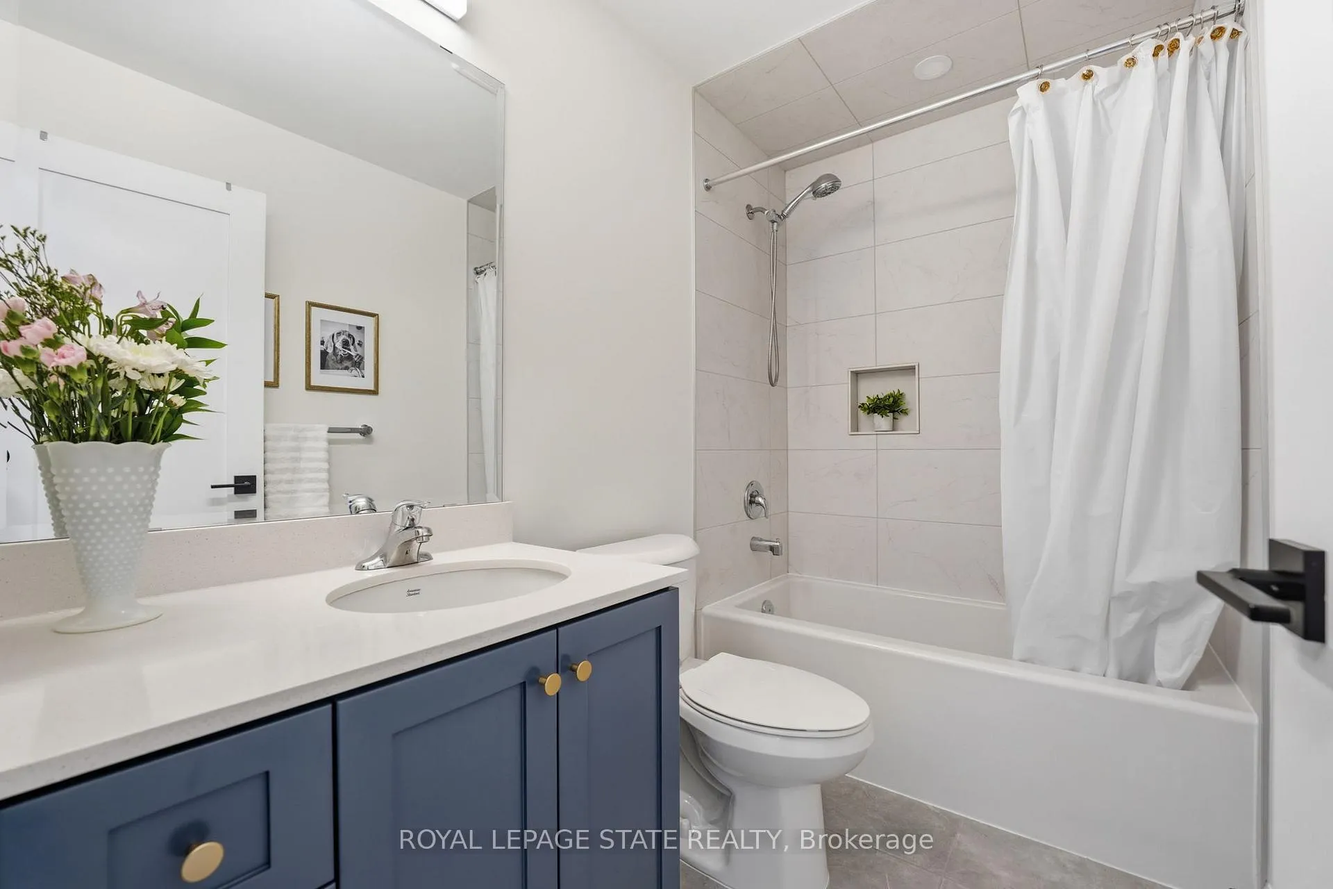 Photo 35 of 239 Alessio Drive, Hamilton, Sheldon — HOMEH