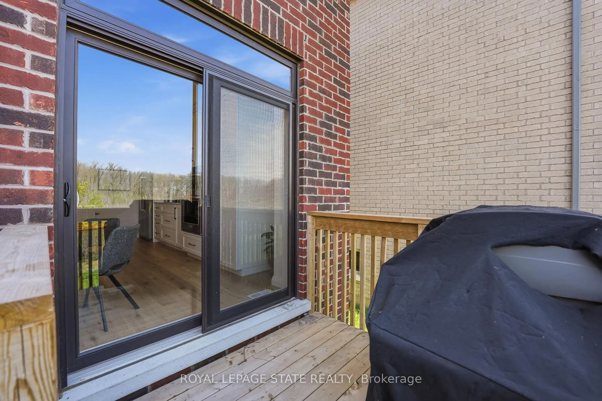Photo 38 of 239 Alessio Drive, Hamilton, Sheldon — HOMEH