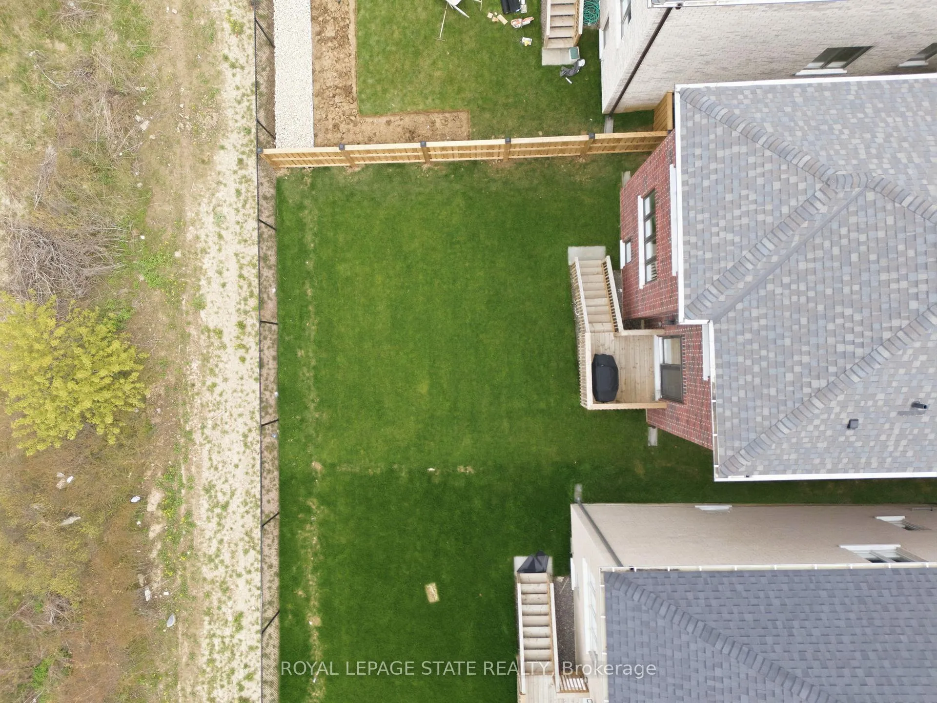 Photo 39 of 239 Alessio Drive, Hamilton, Sheldon — HOMEH