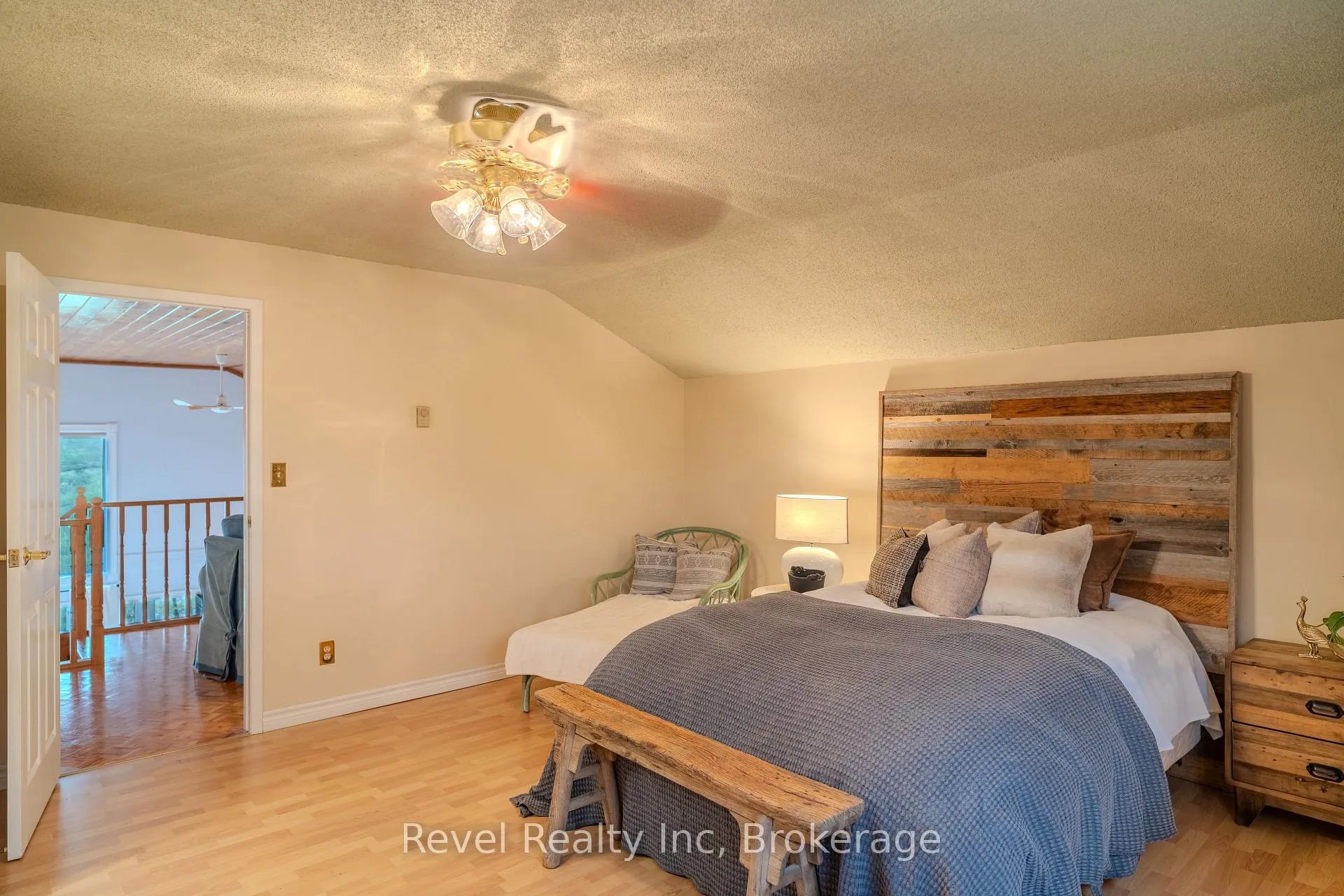 Photo 9 of 14 Swallow Road, McDougall — HOMEH