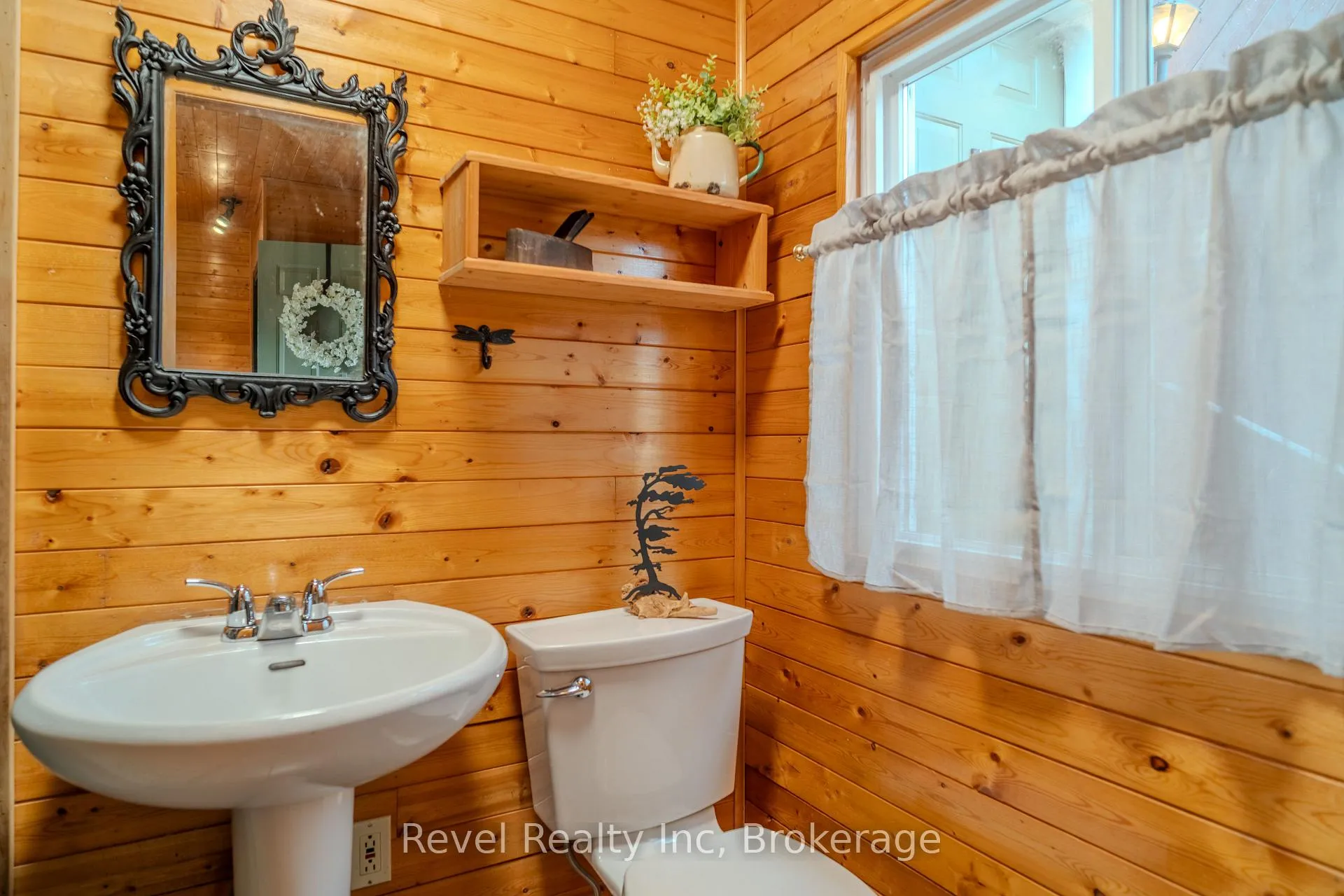 Photo 19 of 14 Swallow Road, McDougall — HOMEH
