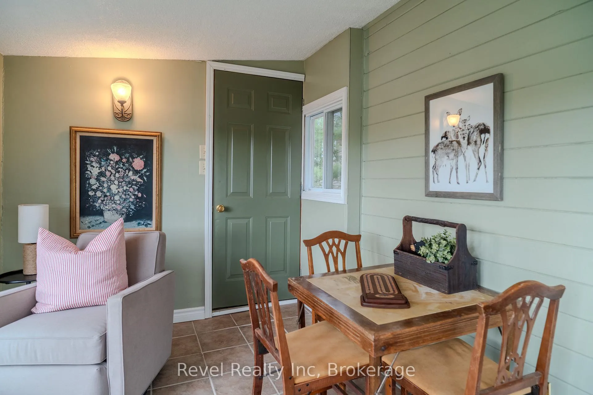 Photo 22 of 14 Swallow Road, McDougall — HOMEH