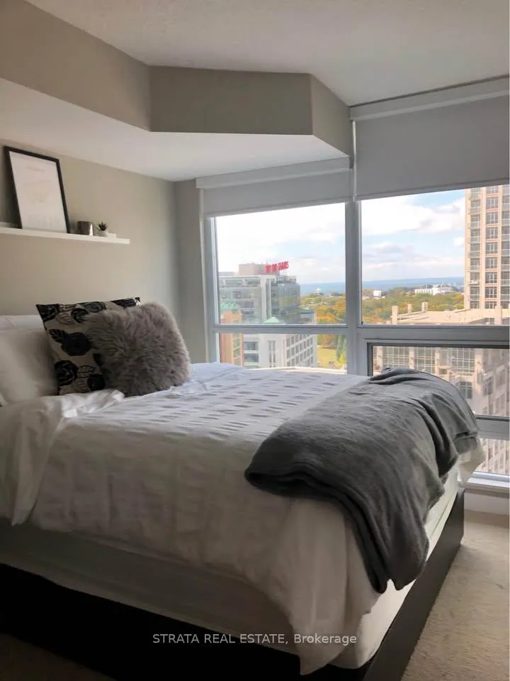 Photo 7 of Unit 1610, 600 Fleet Street, Toronto, Niagara — HOMEH