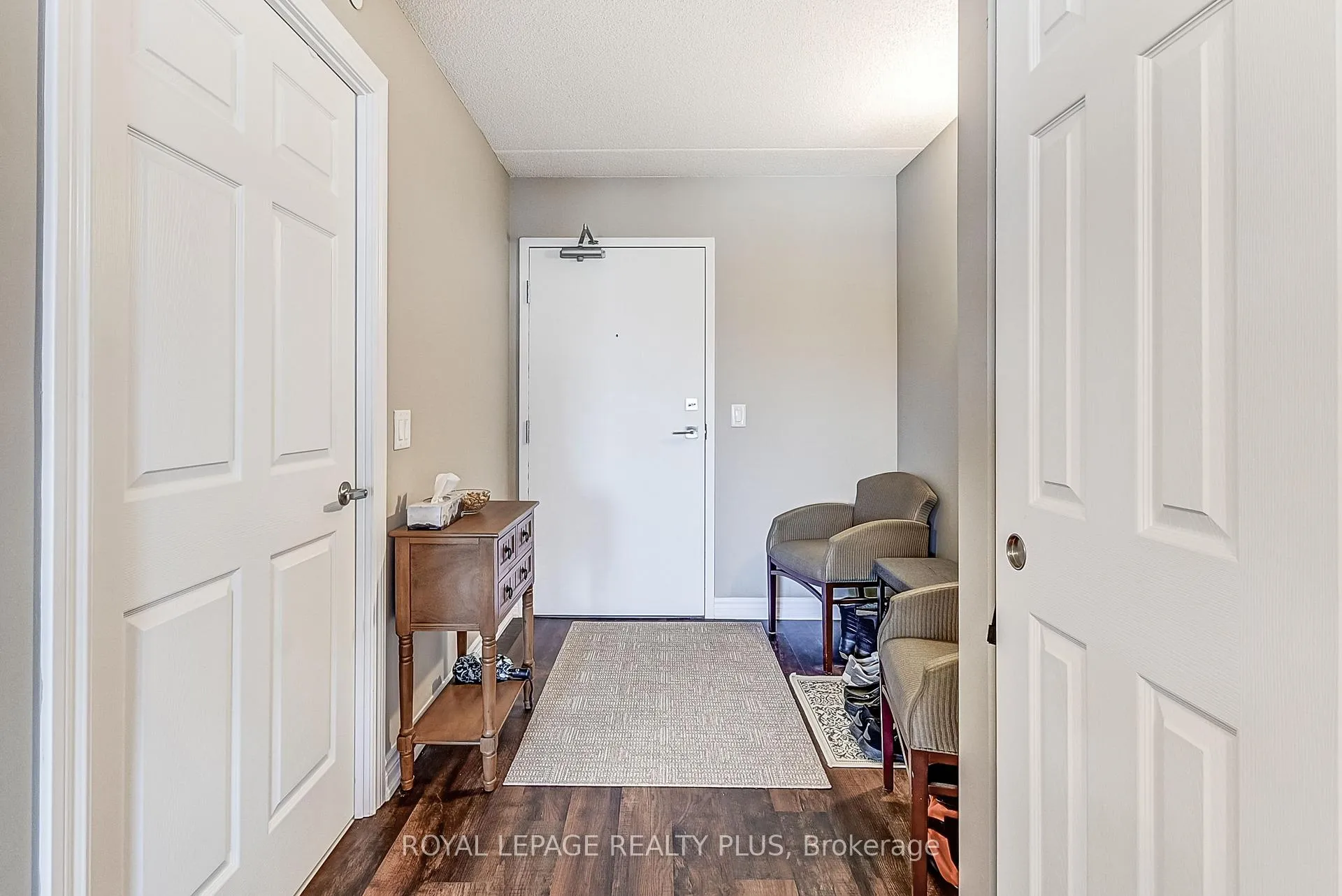 Photo 5 of Unit 708, 716 Main Street E, Milton, Timberlea — HOMEH