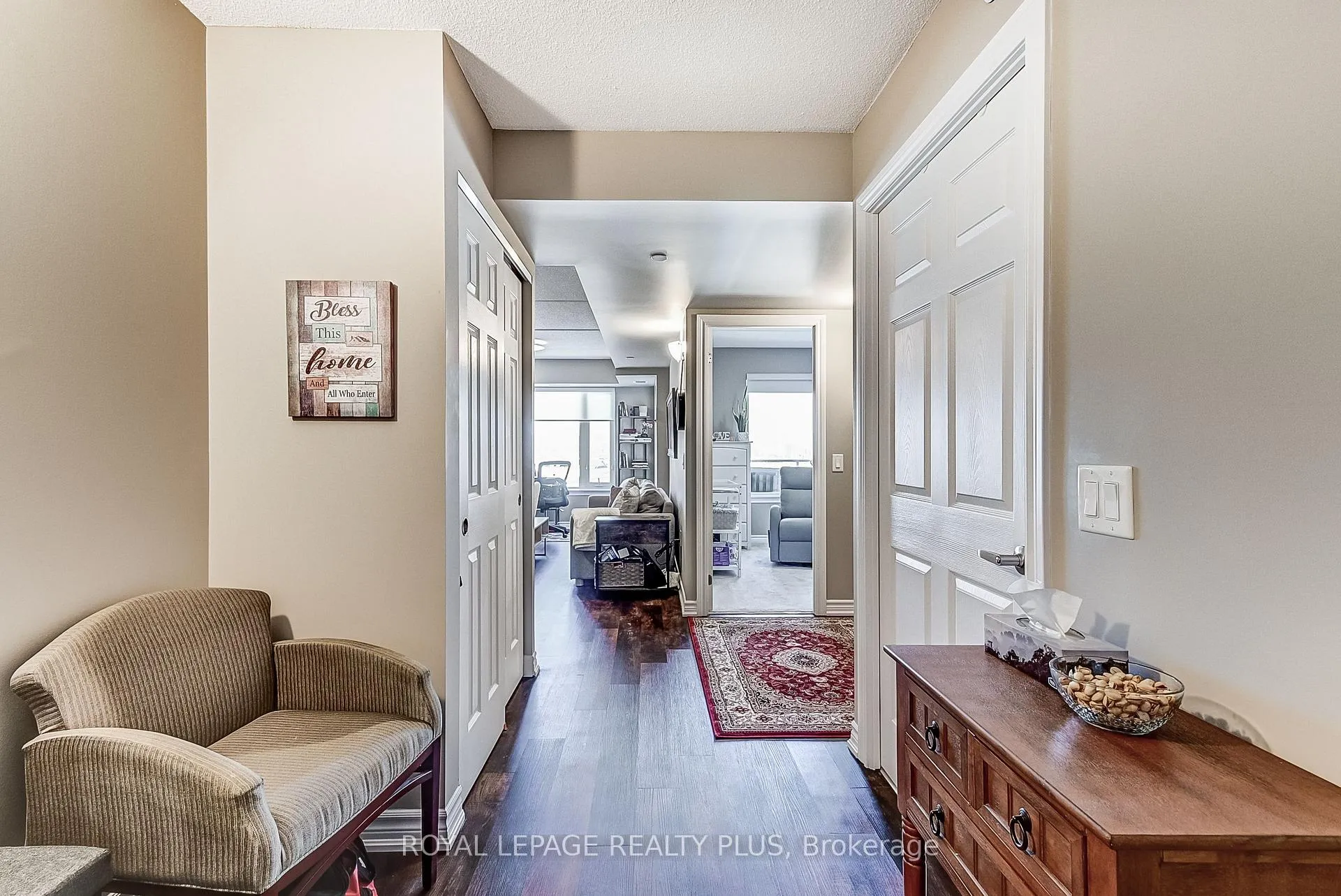 Photo 7 of Unit 708, 716 Main Street E, Milton, Timberlea — HOMEH