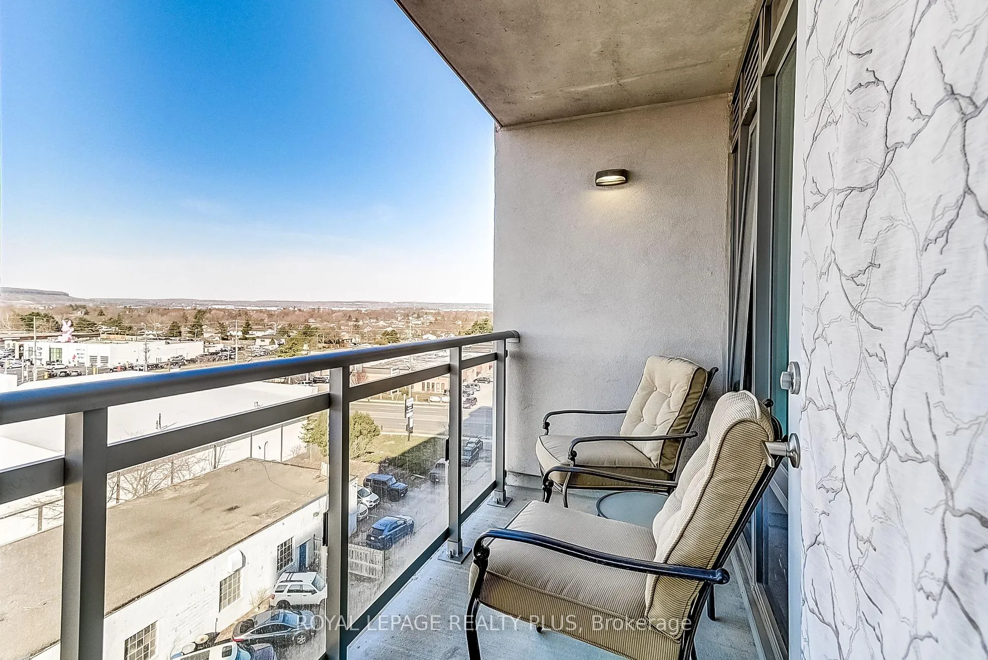 Photo 24 of Unit 708, 716 Main Street E, Milton, Timberlea — HOMEH