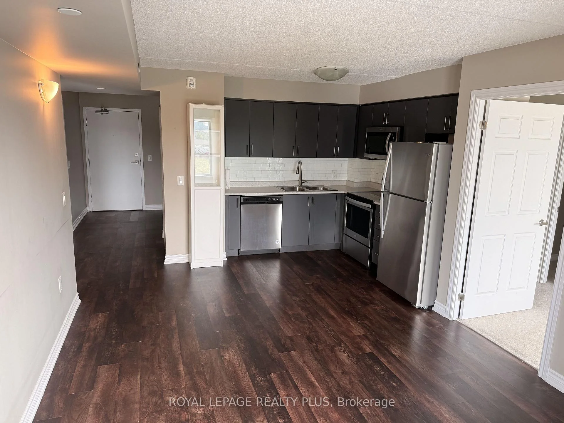 Photo 14 of Unit 708, 716 Main Street E, Milton, Timberlea — HOMEH