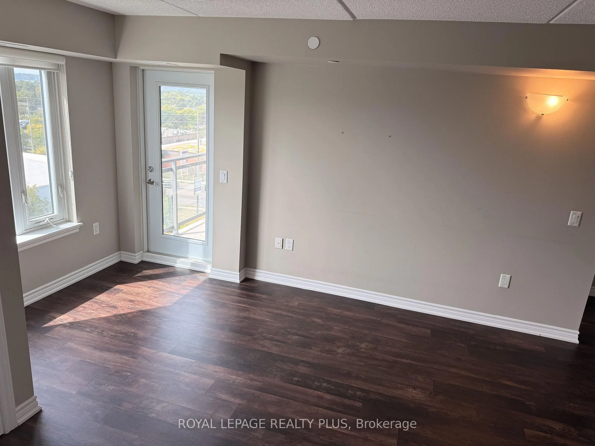 Photo 18 of Unit 708, 716 Main Street E, Milton, Timberlea — HOMEH