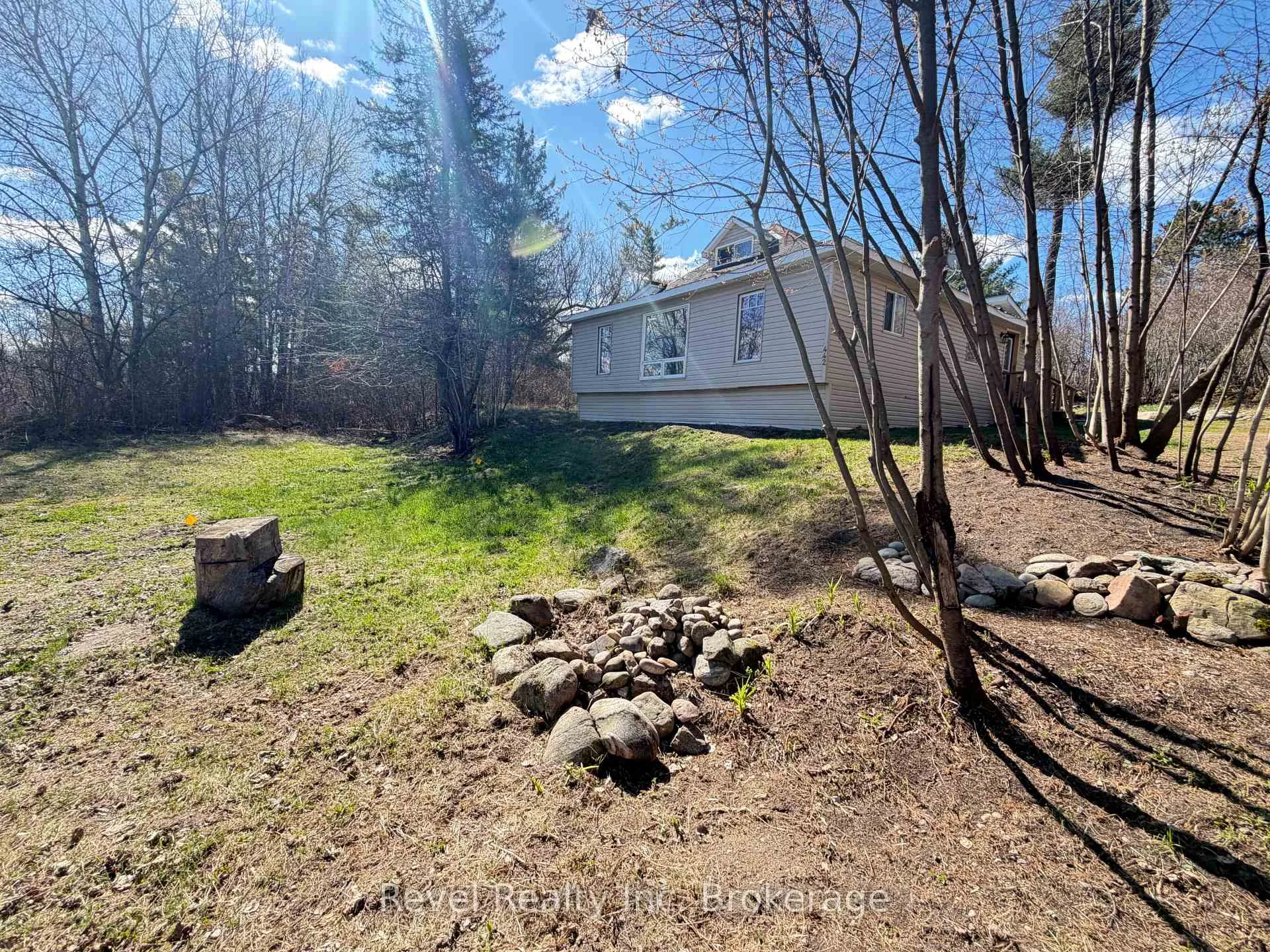 Photo 4 of 442 Pine Street, Mattawa — HOMEH
