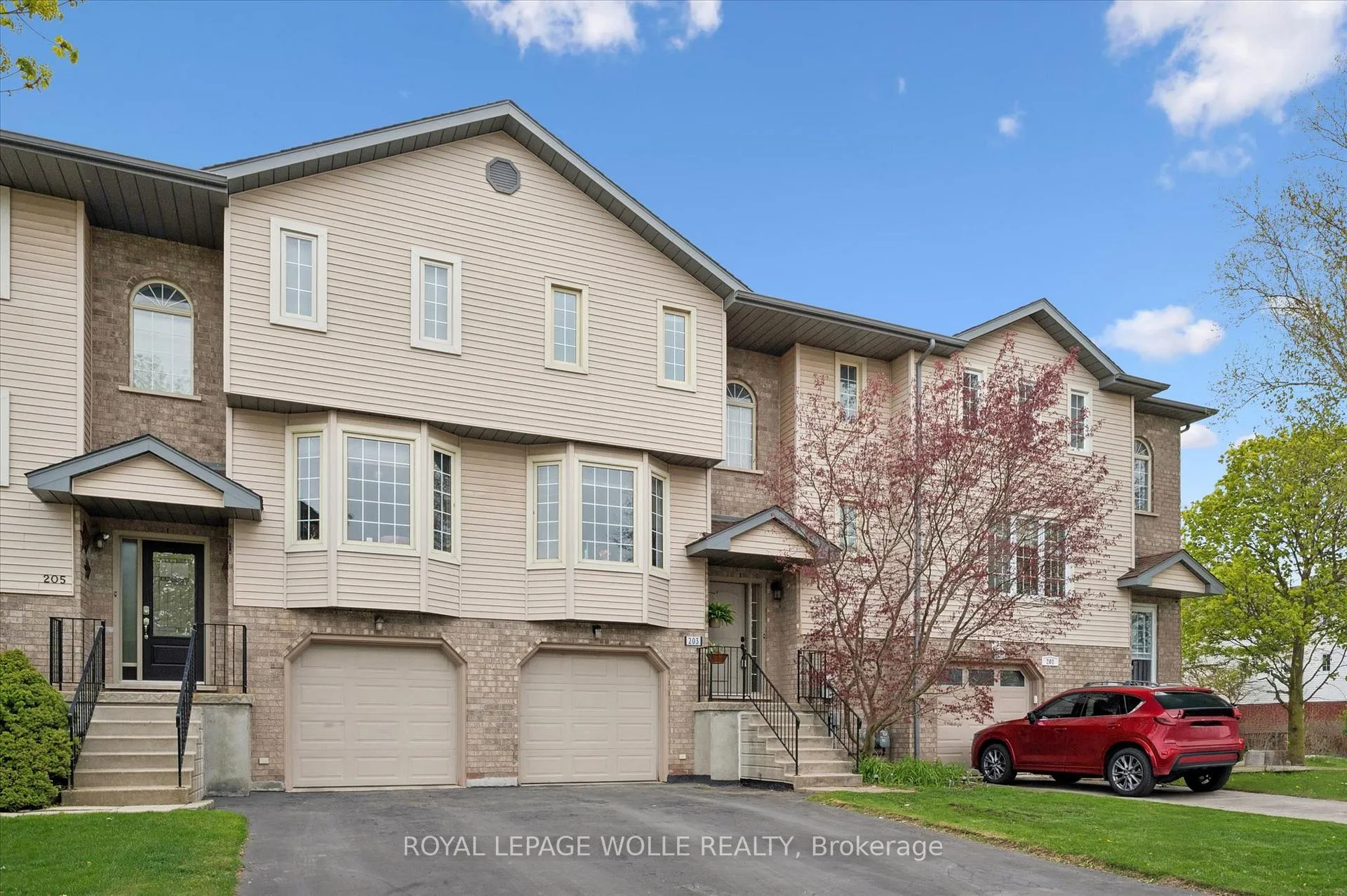 Photo 3 of 203 Baker Street, Waterloo, Westvale — HOMEH