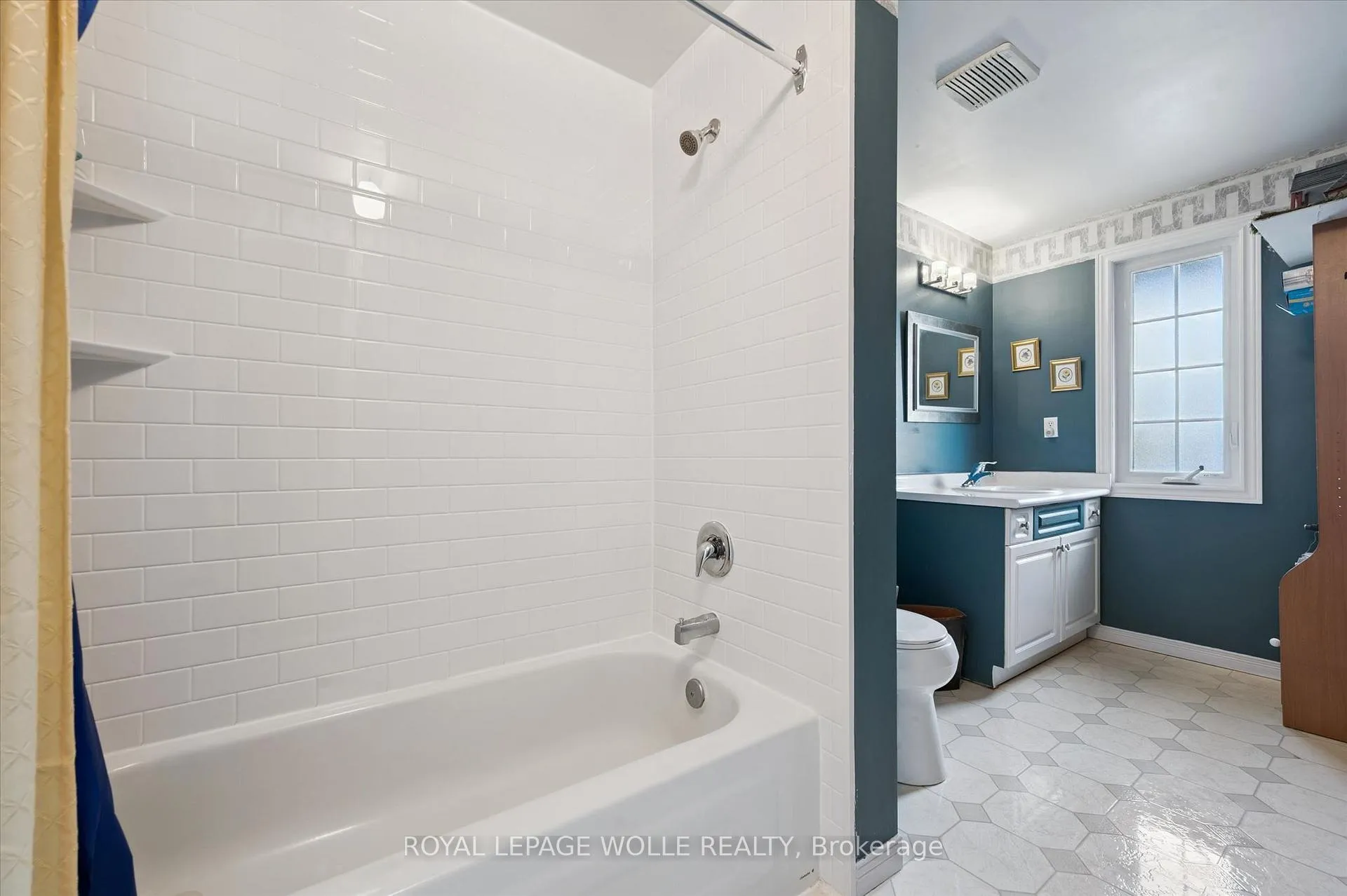 Photo 24 of 203 Baker Street, Waterloo, Westvale — HOMEH