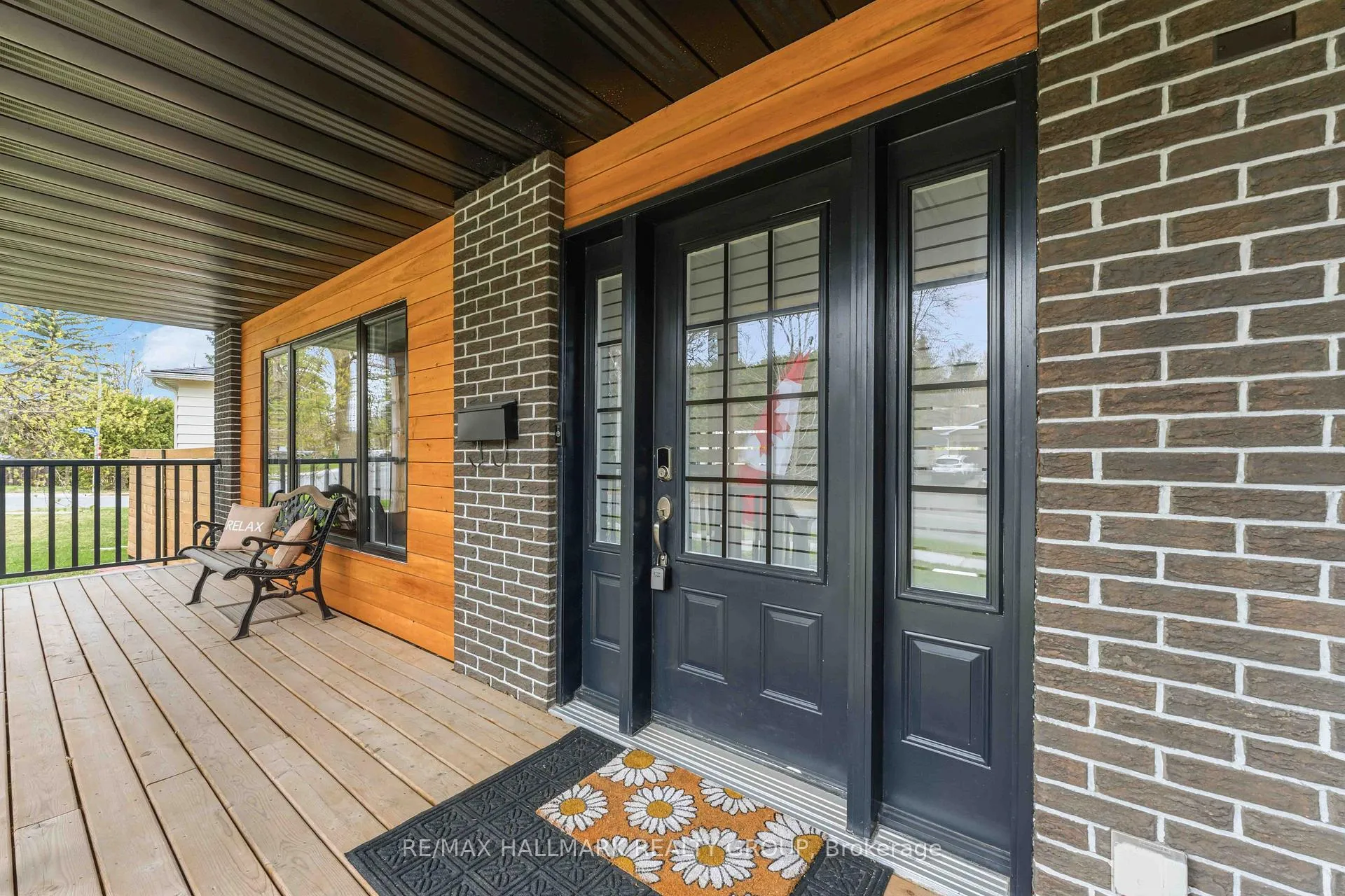 Photo 4 of 6321 Lumberman Way, Ottawa, Convent Glen South — HOMEH