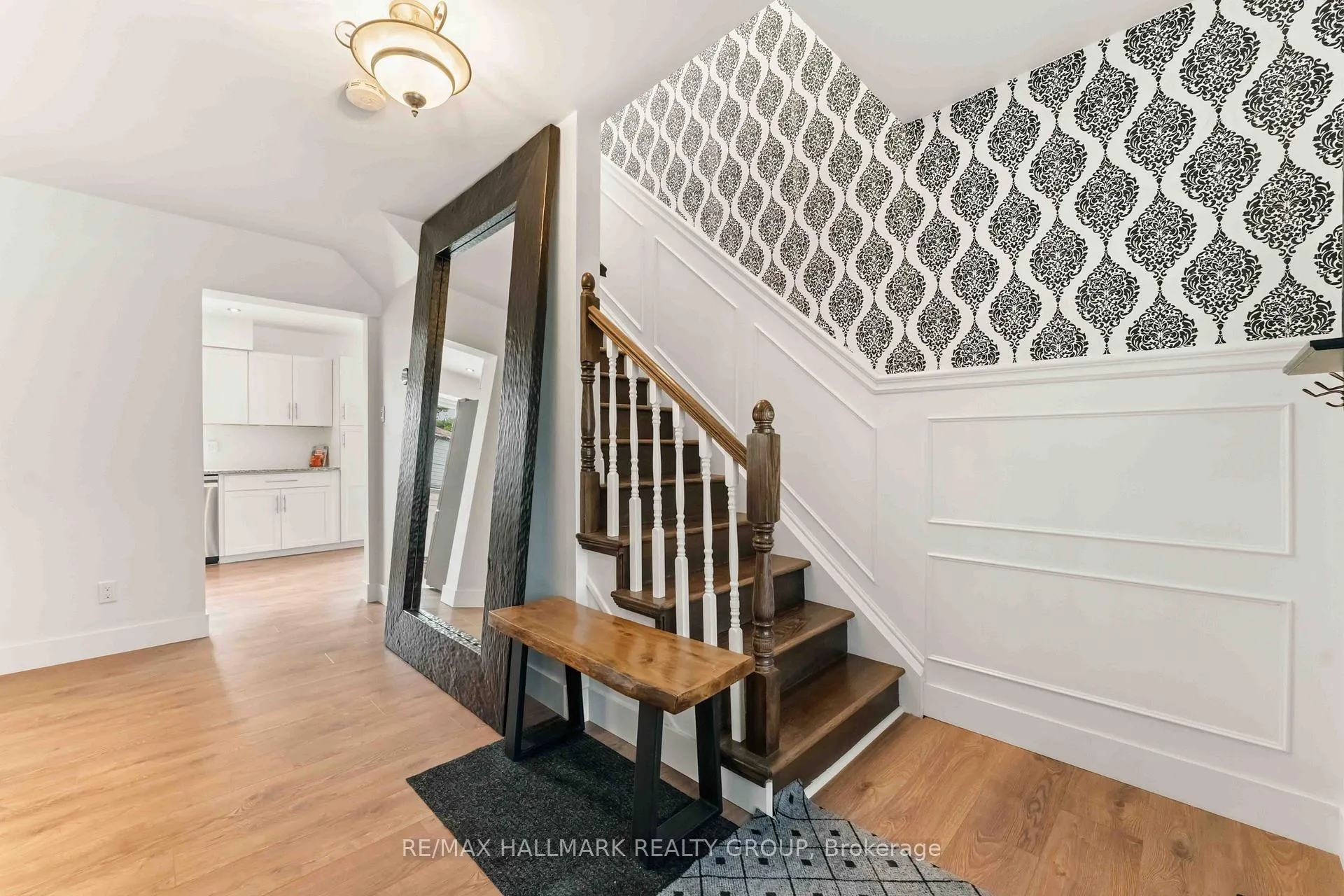 Photo 6 of 6321 Lumberman Way, Ottawa, Convent Glen South — HOMEH