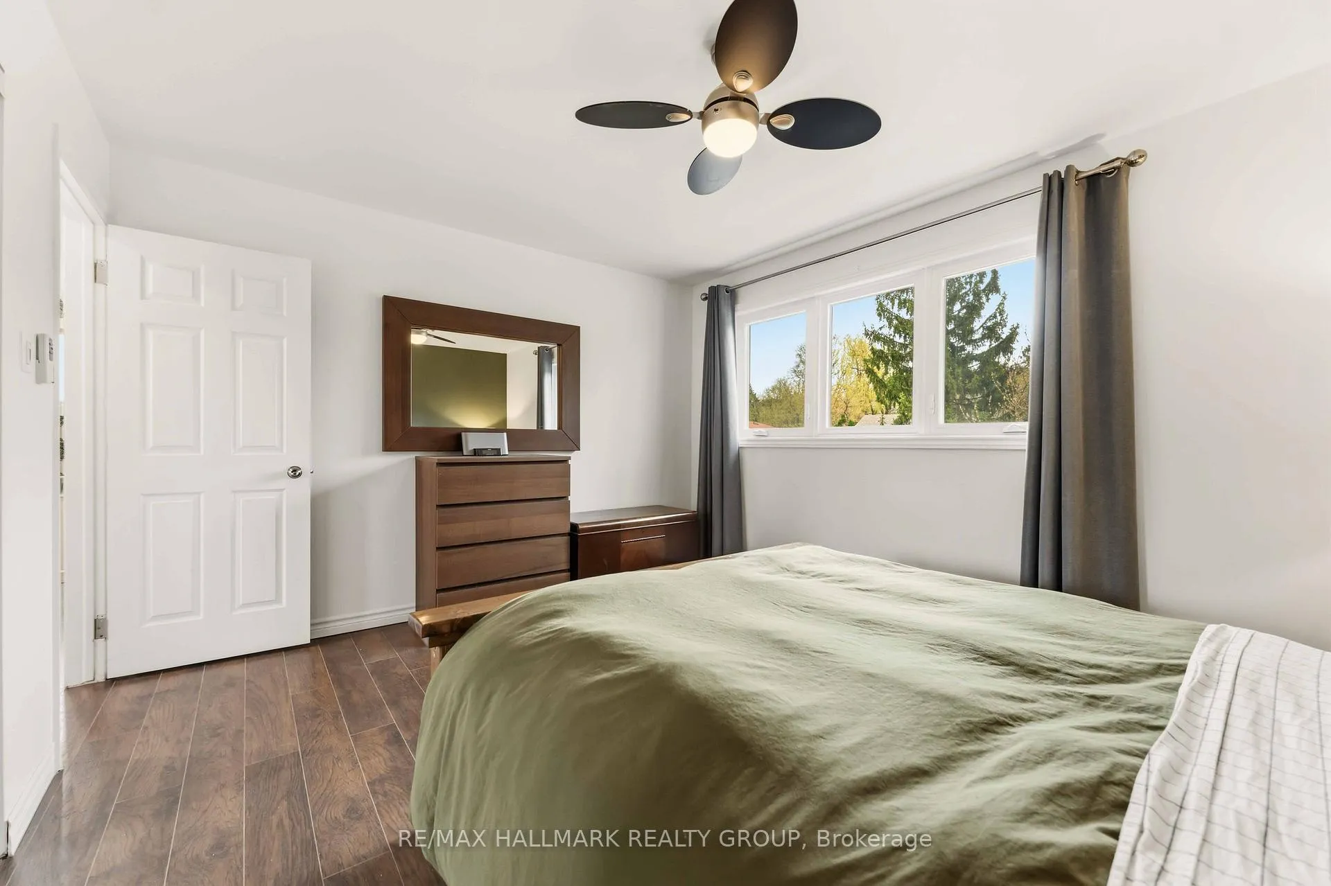 Photo 18 of 6321 Lumberman Way, Ottawa, Convent Glen South — HOMEH