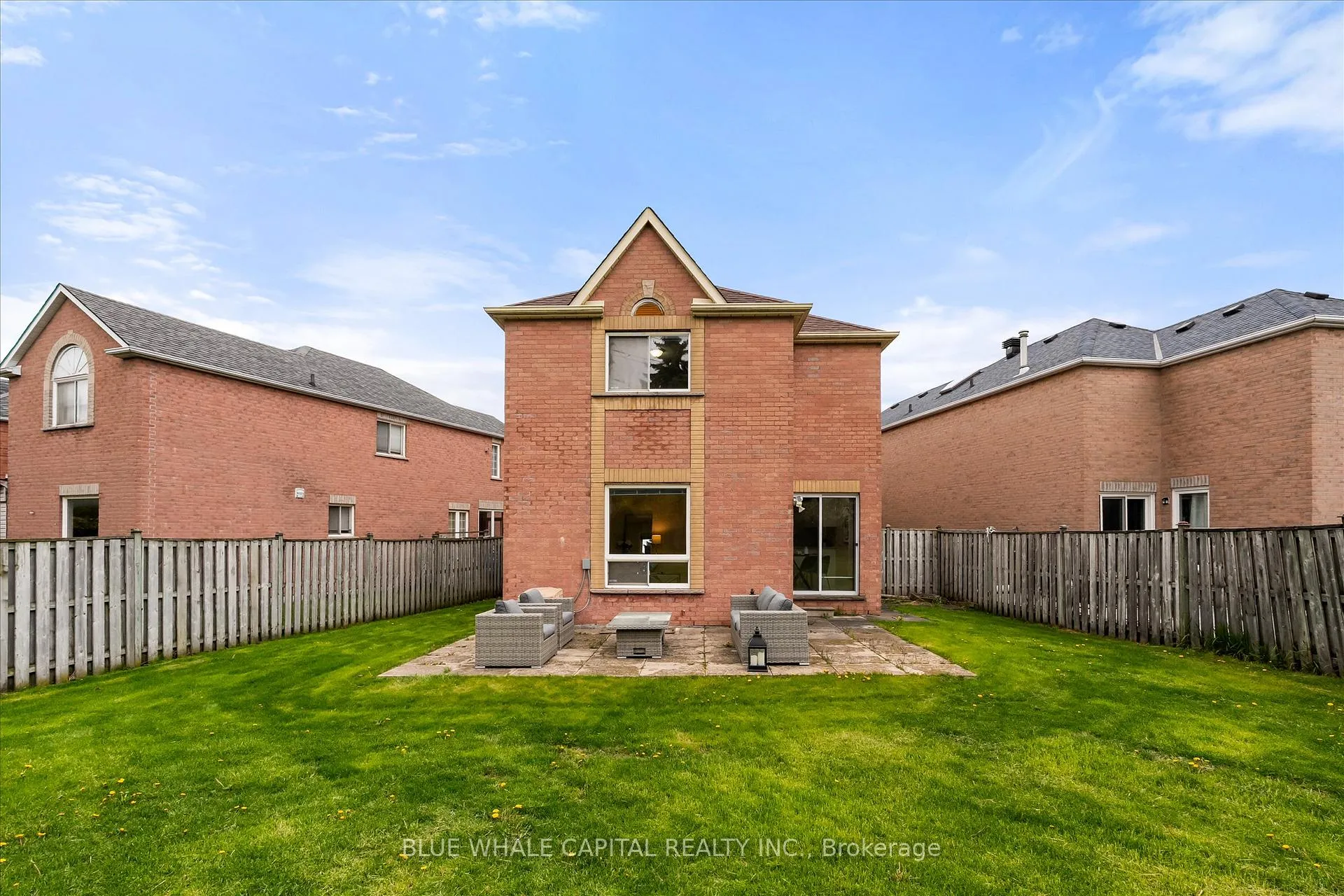 Photo 5 of 143 Hertford Crescent, Markham, Milliken Mills East — HOMEH