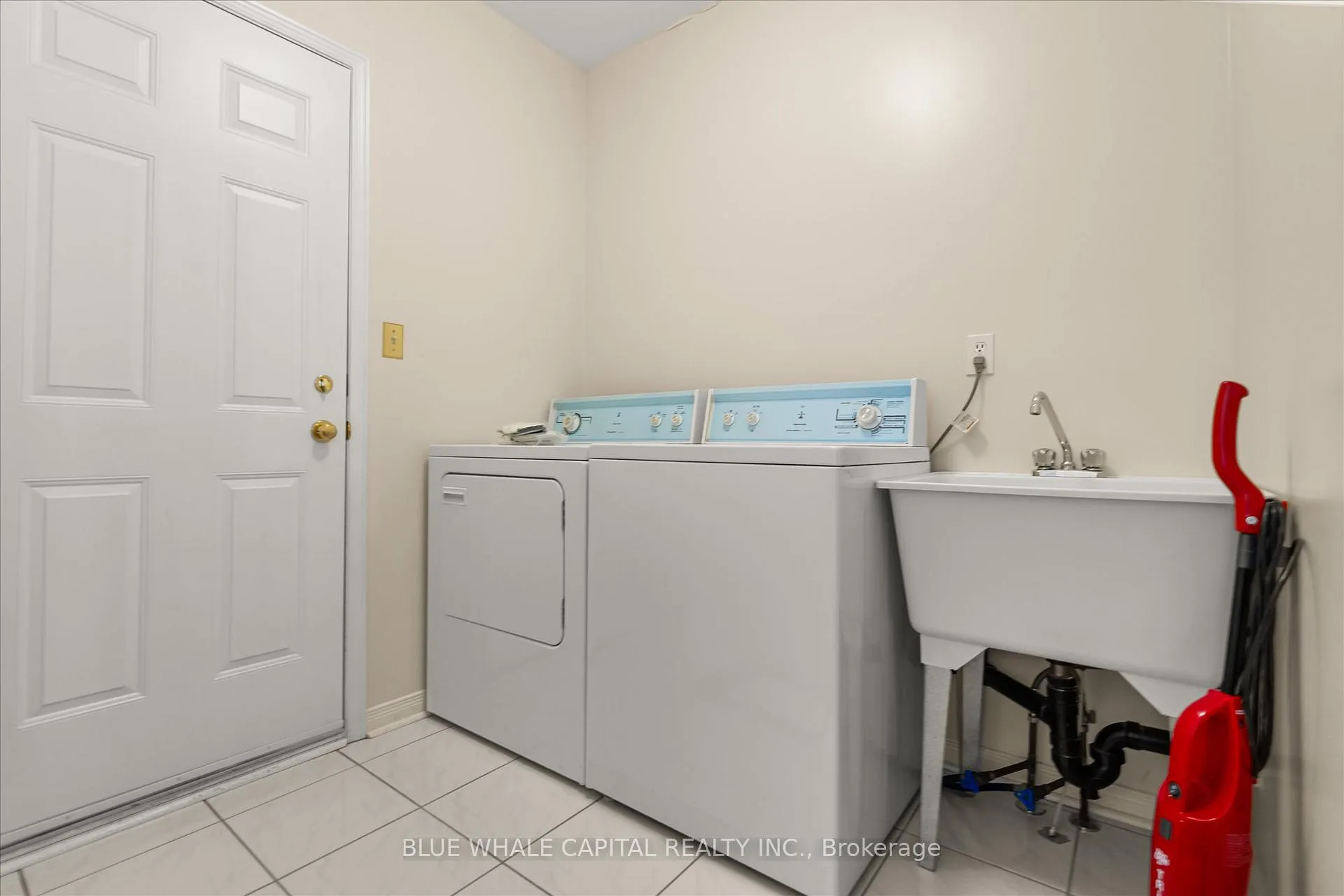 Photo 14 of 143 Hertford Crescent, Markham, Milliken Mills East — HOMEH