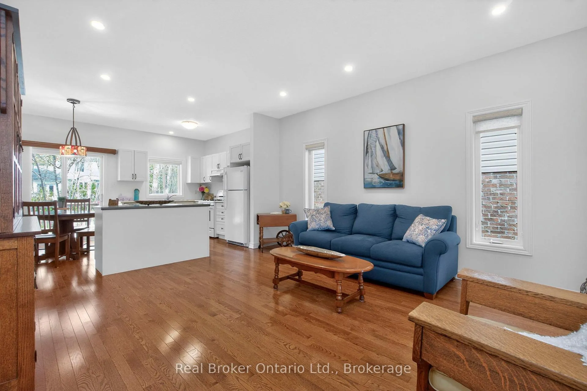 Photo 5 of 1024 Cook Drive, Midland — HOMEH