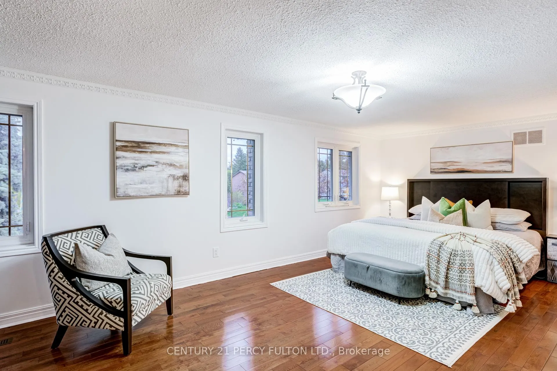 Photo 21 of 1994 Spruce Hill Road, Pickering, Dunbarton — HOMEH