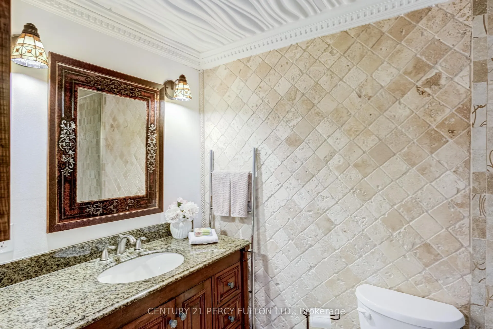 Photo 23 of 1994 Spruce Hill Road, Pickering, Dunbarton — HOMEH