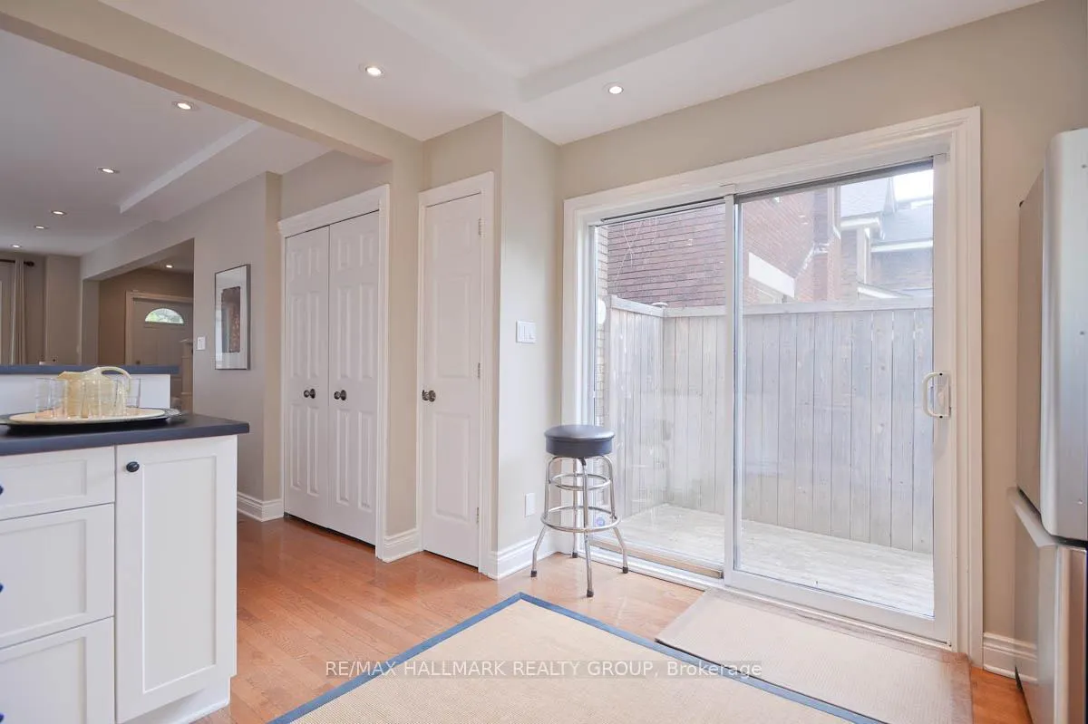 Photo 11 of 118 Caroline Avenue, Ottawa, Ottawa West — HOMEH
