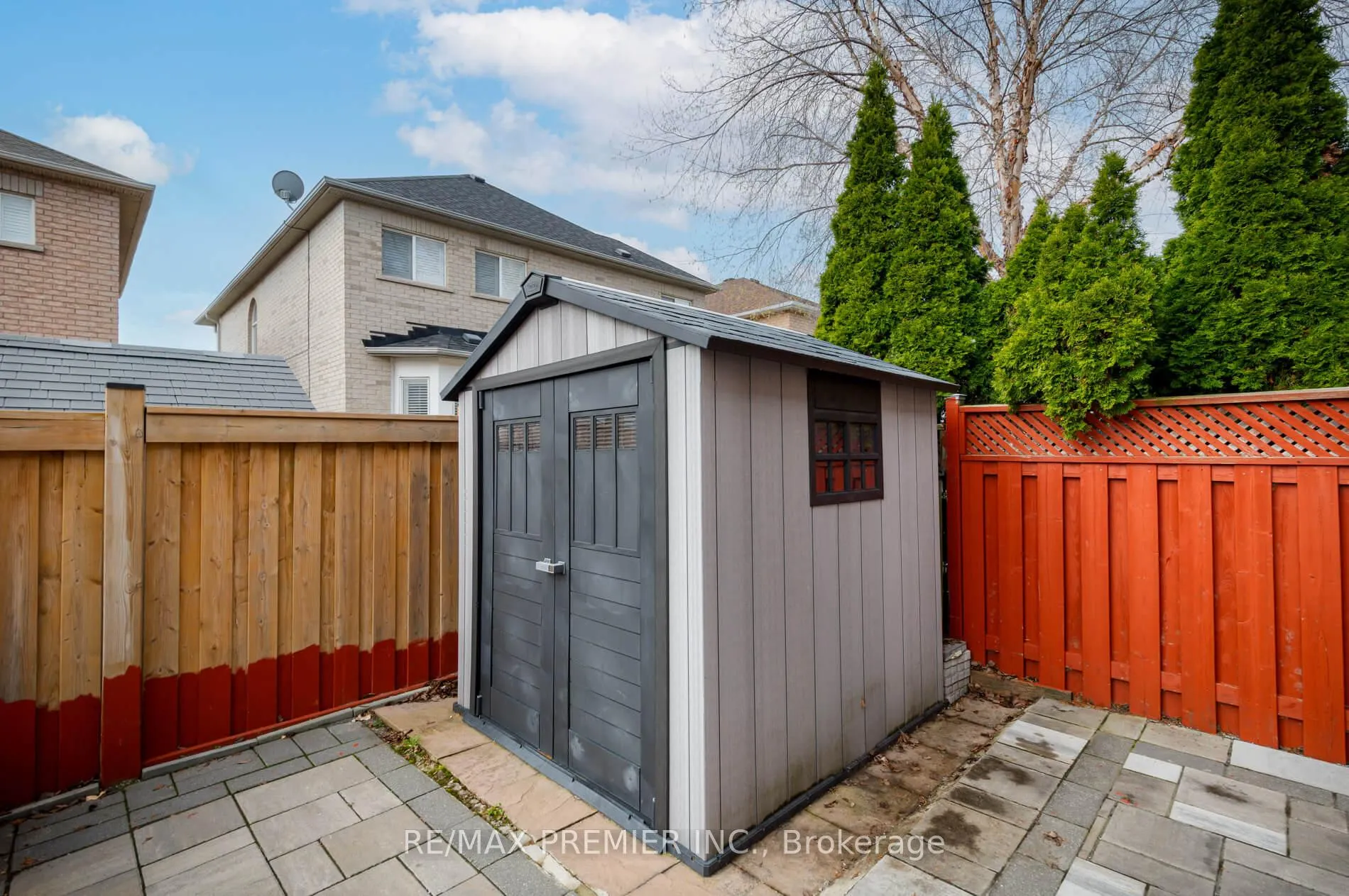 Photo 40 of 140 Dolce Crescent, Vaughan, Vellore Village — HOMEH