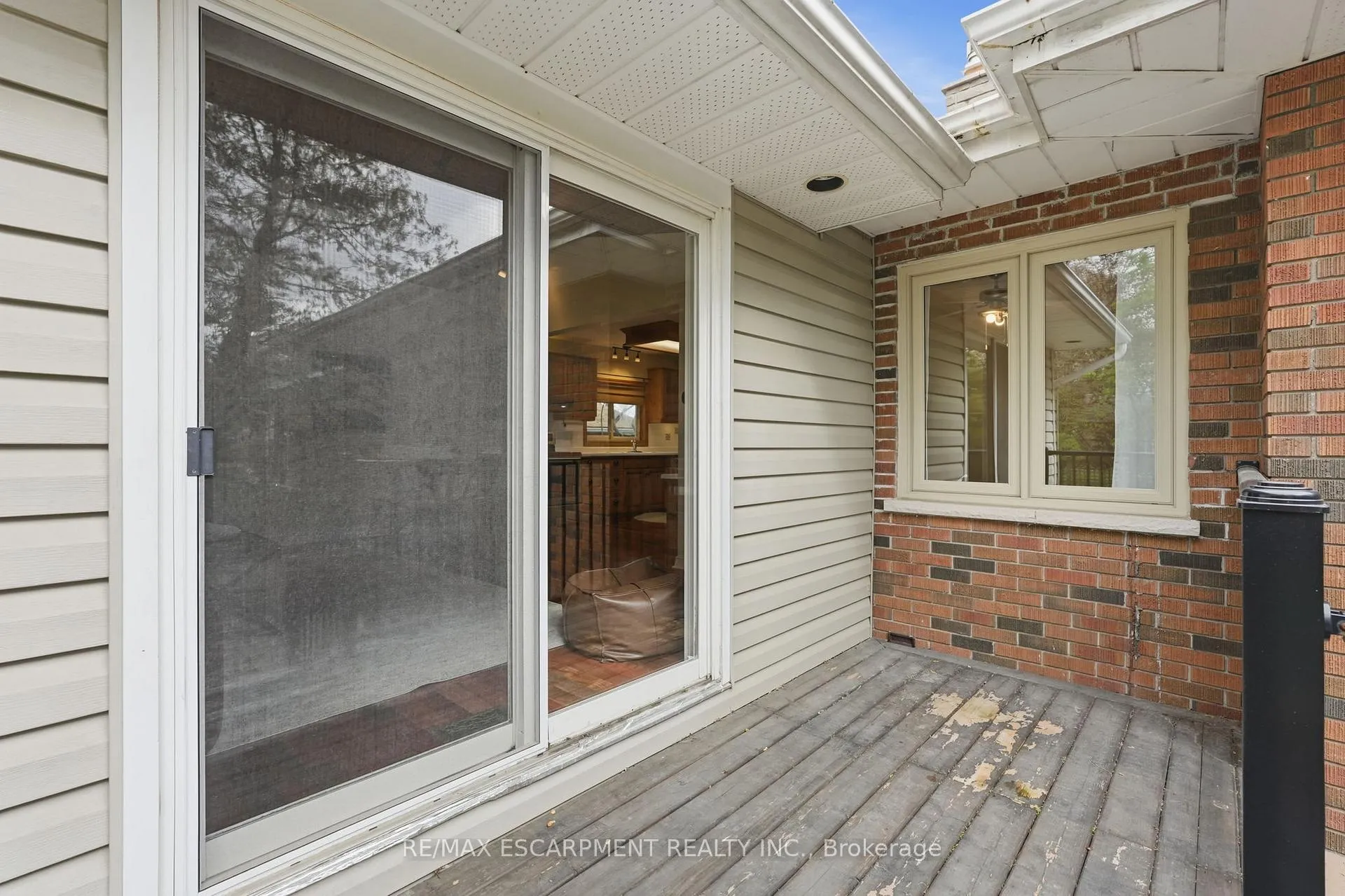 Photo 41 of 21 Brian Boulevard, Hamilton, Waterdown — HOMEH