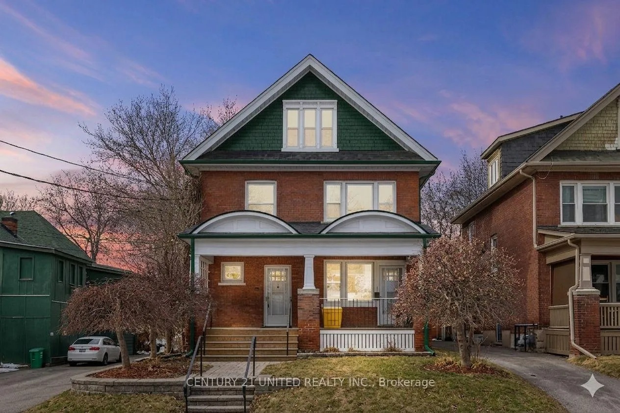 Photo of 375 Downie Street