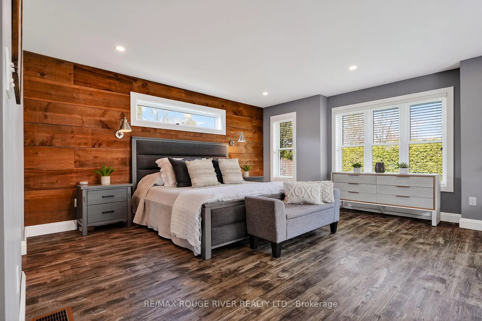 Photo 25 of 6 St. Lawrence Place, Cobourg — HOMEH